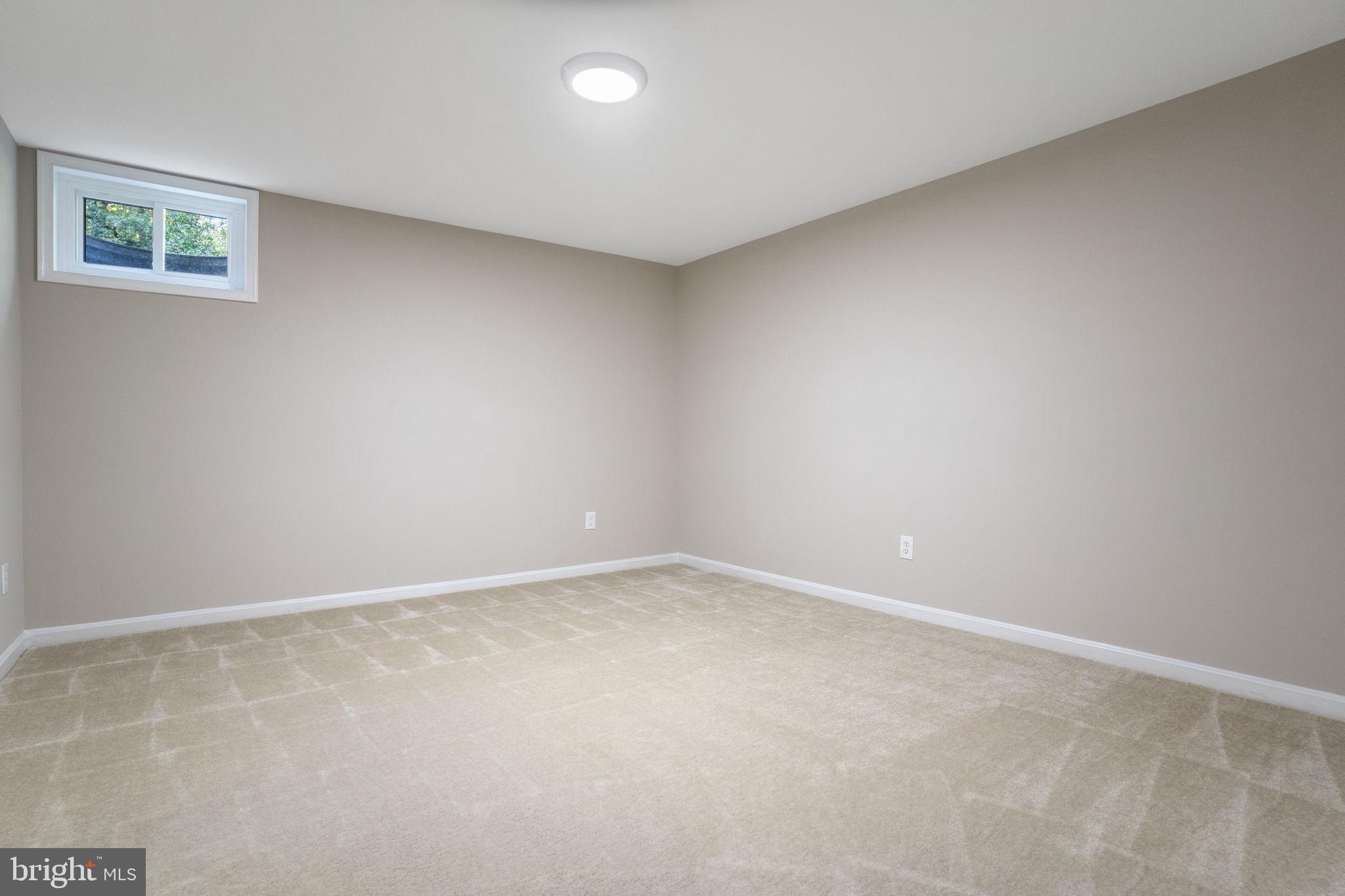 6614 Pelhams Trce