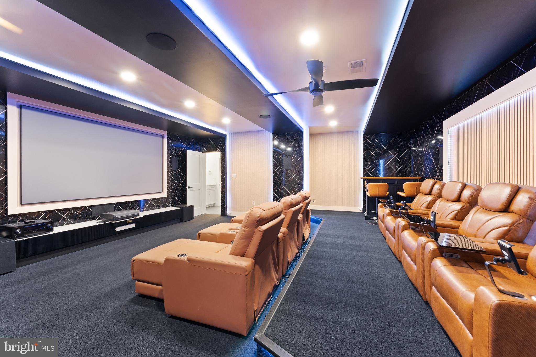 11721 PLANTATION DRIVE