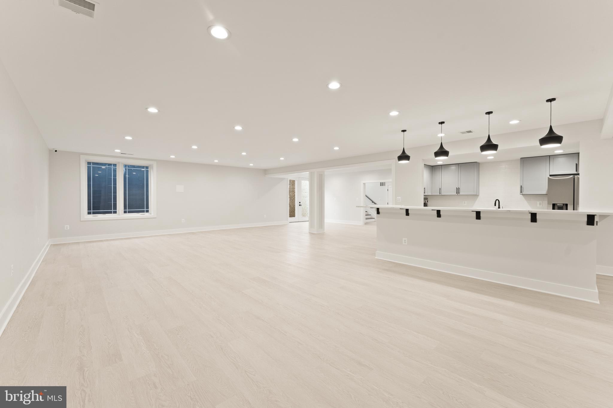 11721 PLANTATION DRIVE