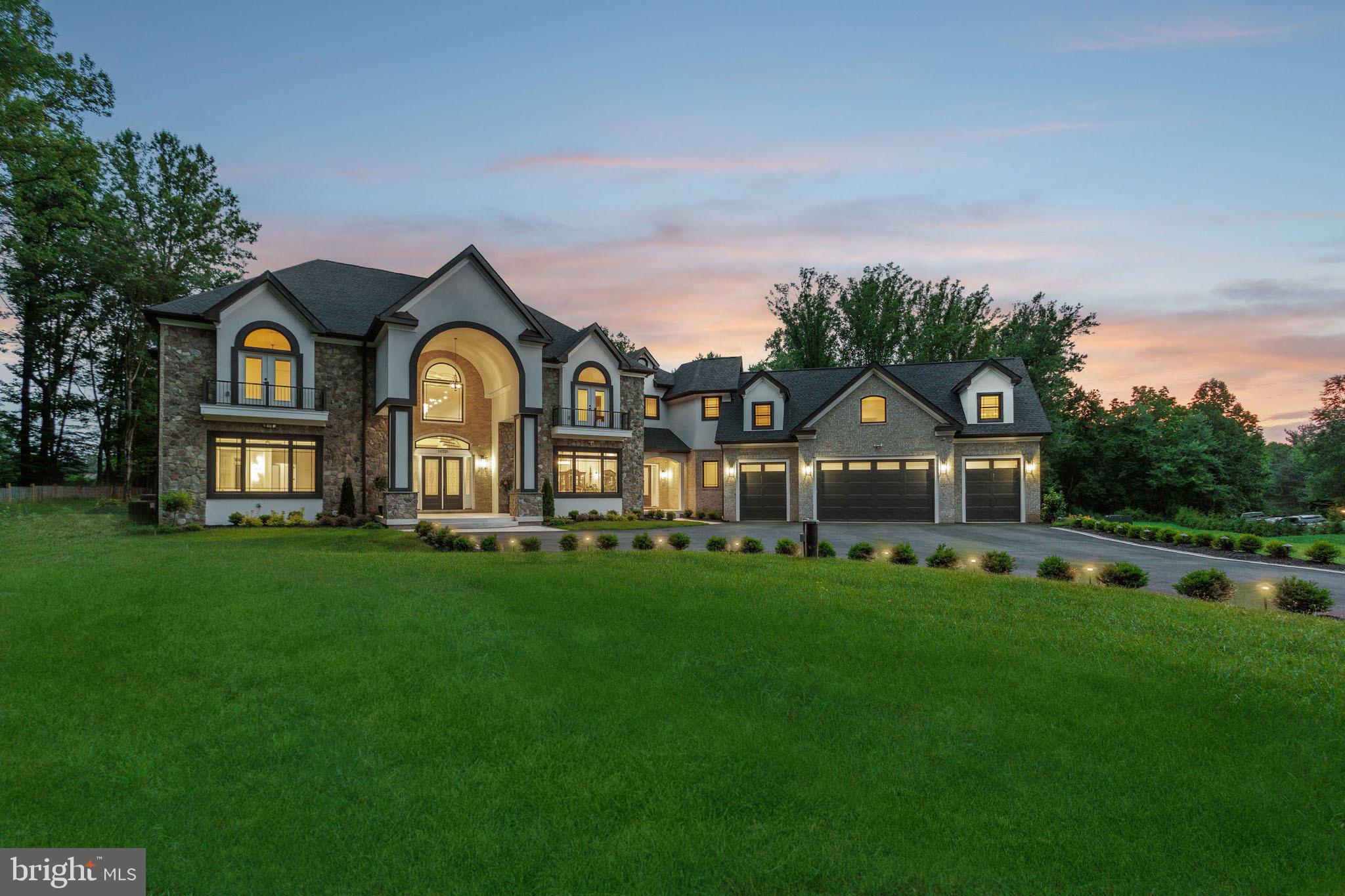 11721 PLANTATION DRIVE