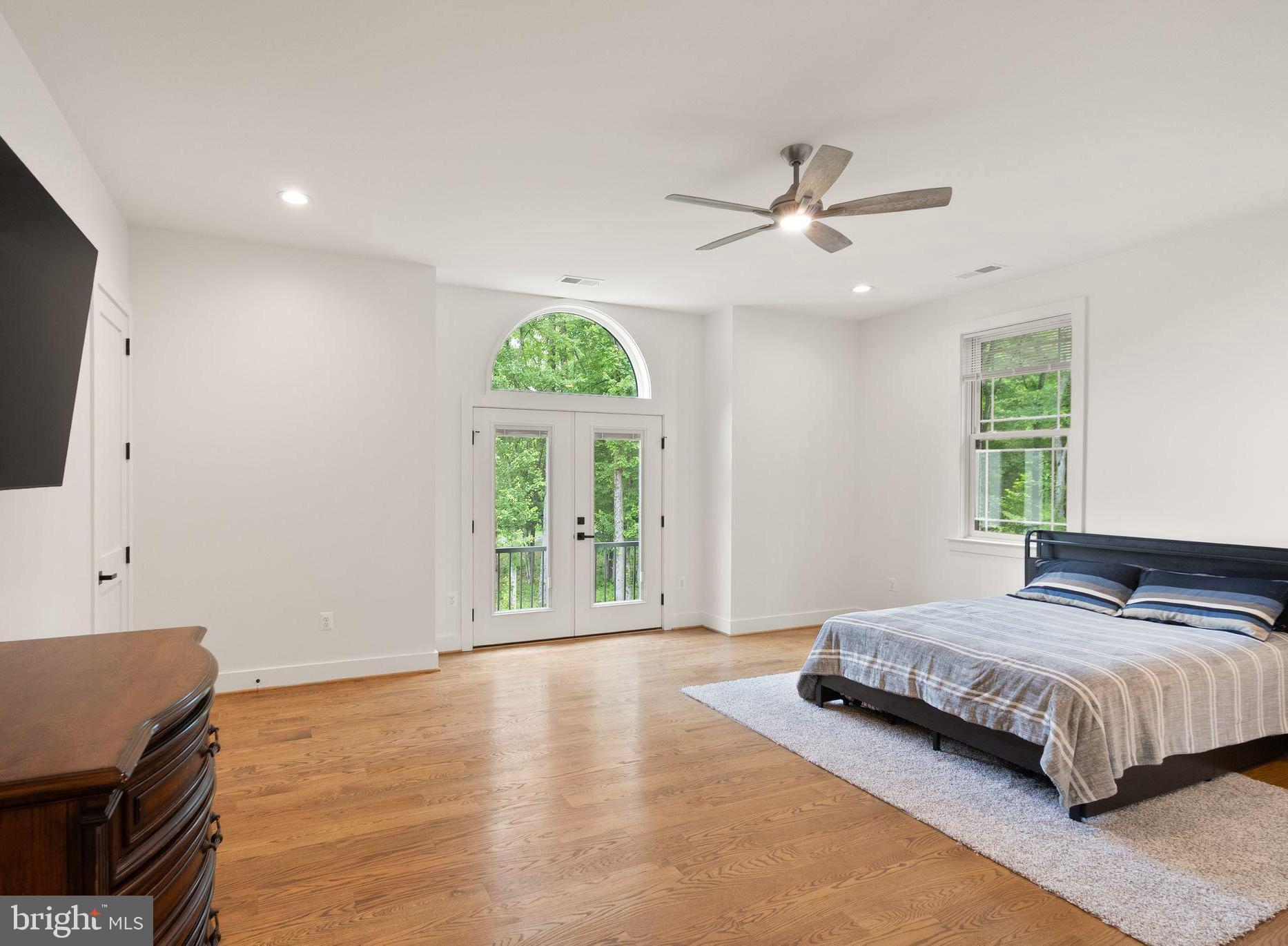 11721 PLANTATION DRIVE