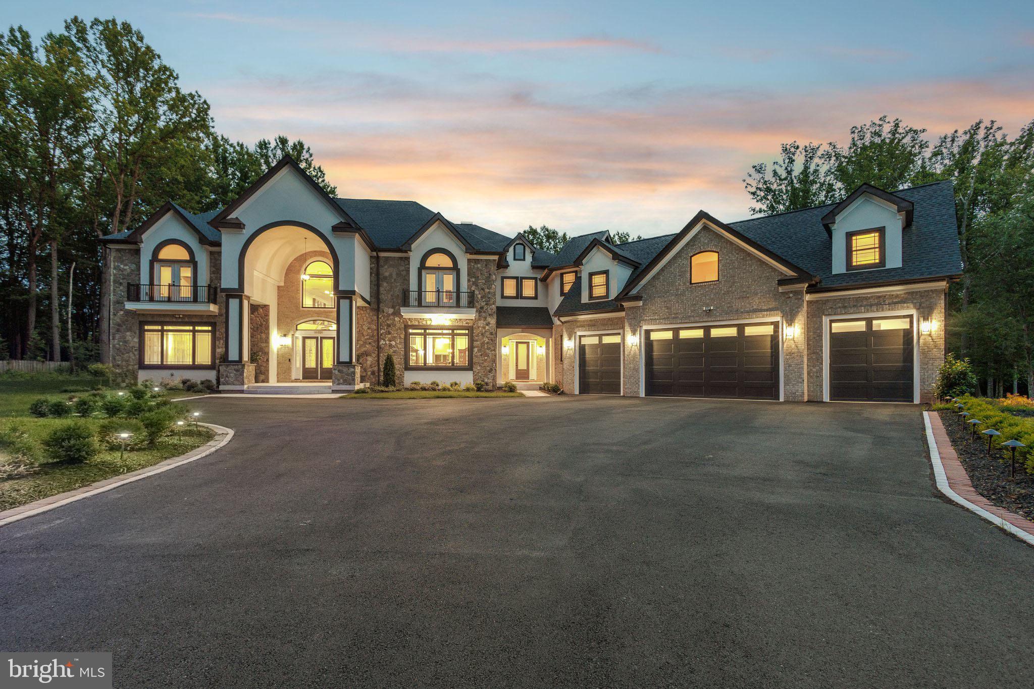 11721 PLANTATION DRIVE