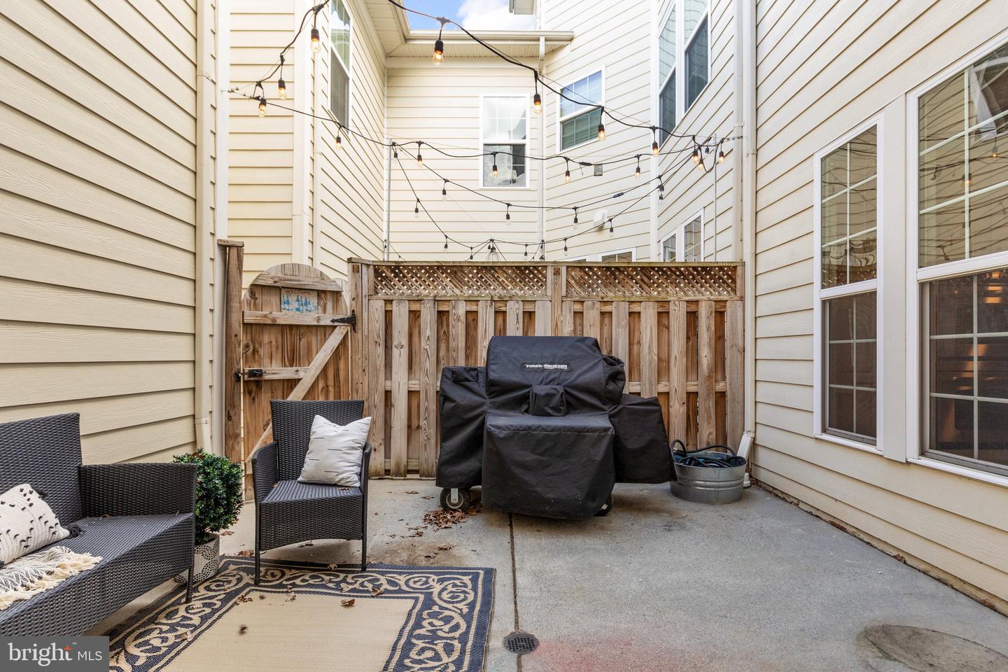 19442 Front St