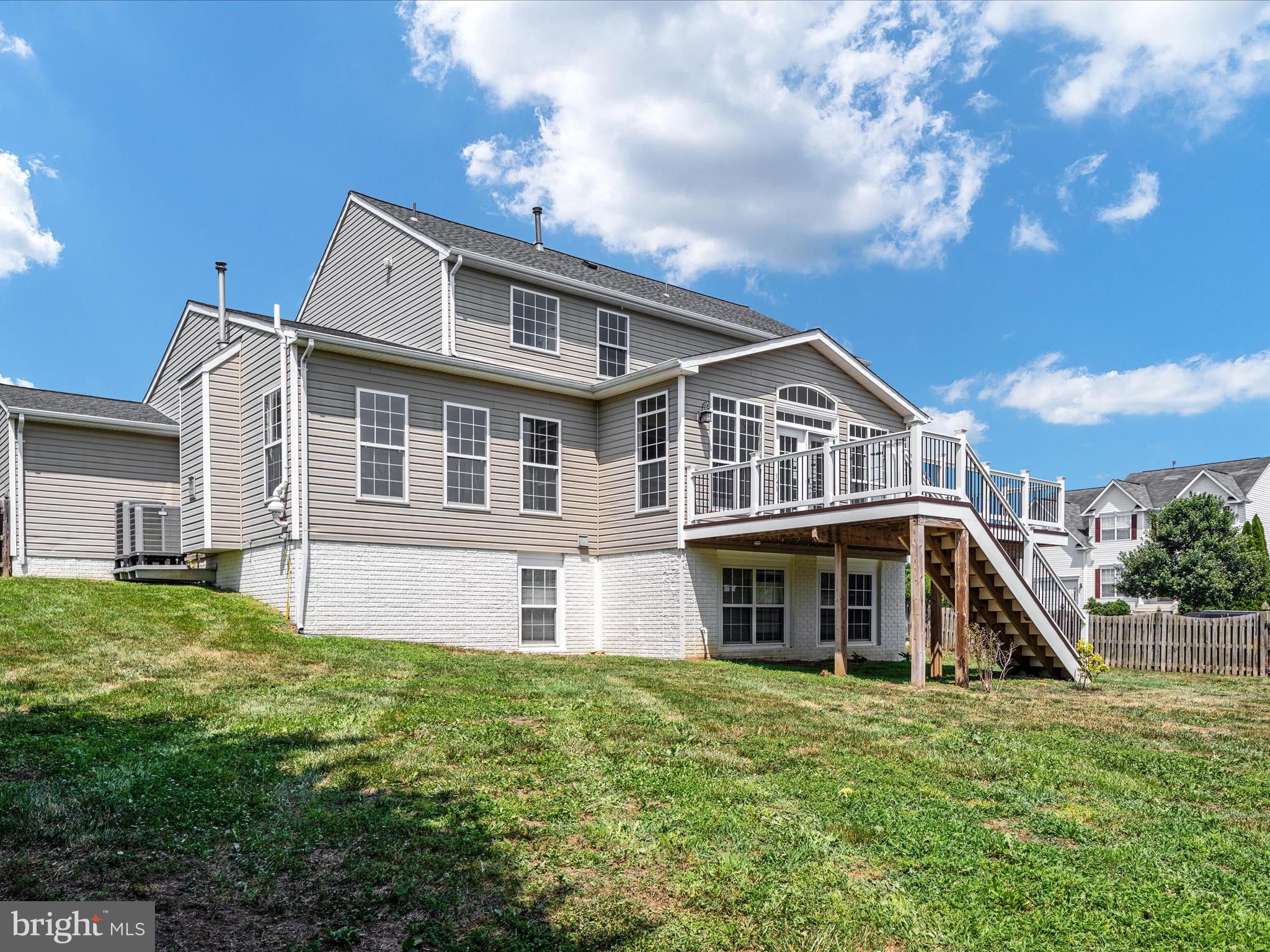 300 Swan Point Ct