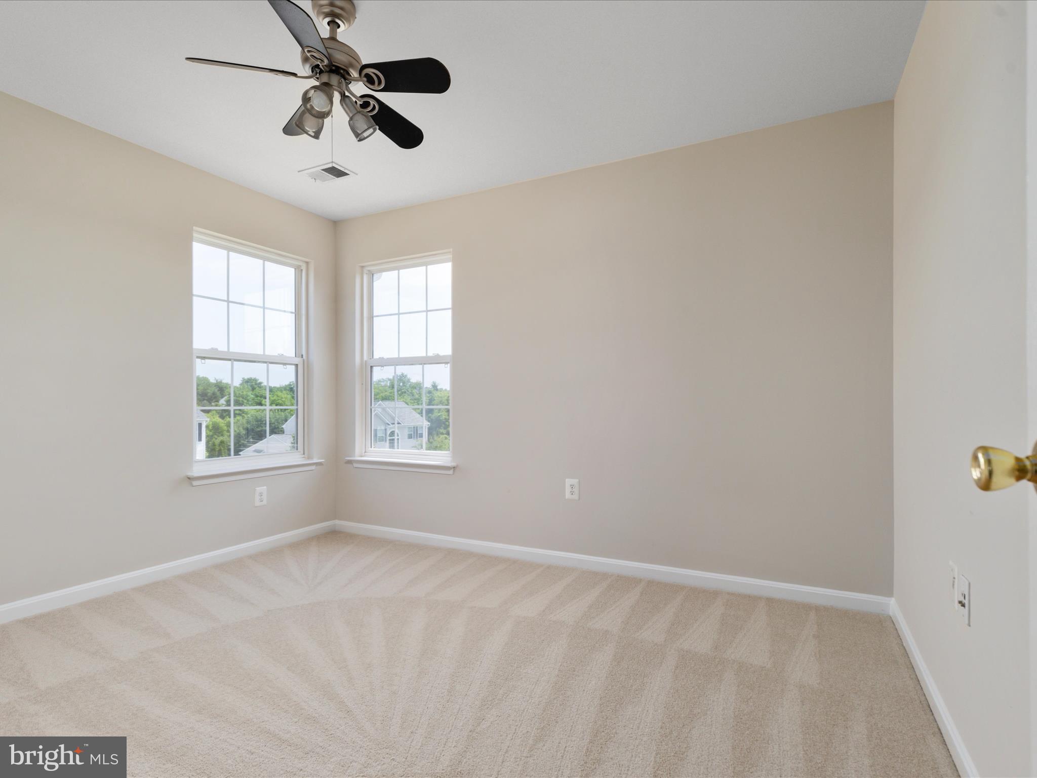 300 Swan Point Ct