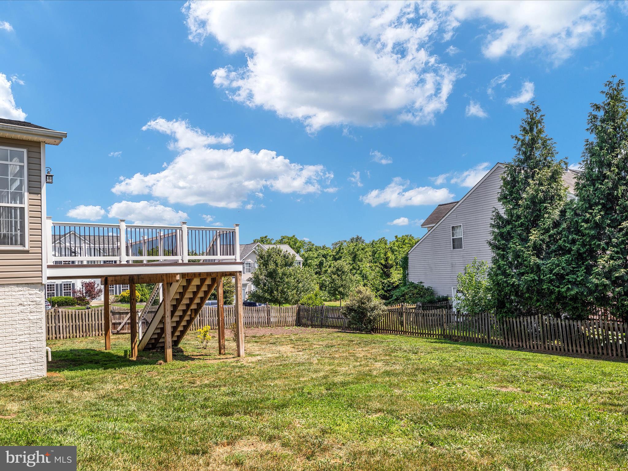300 Swan Point Ct