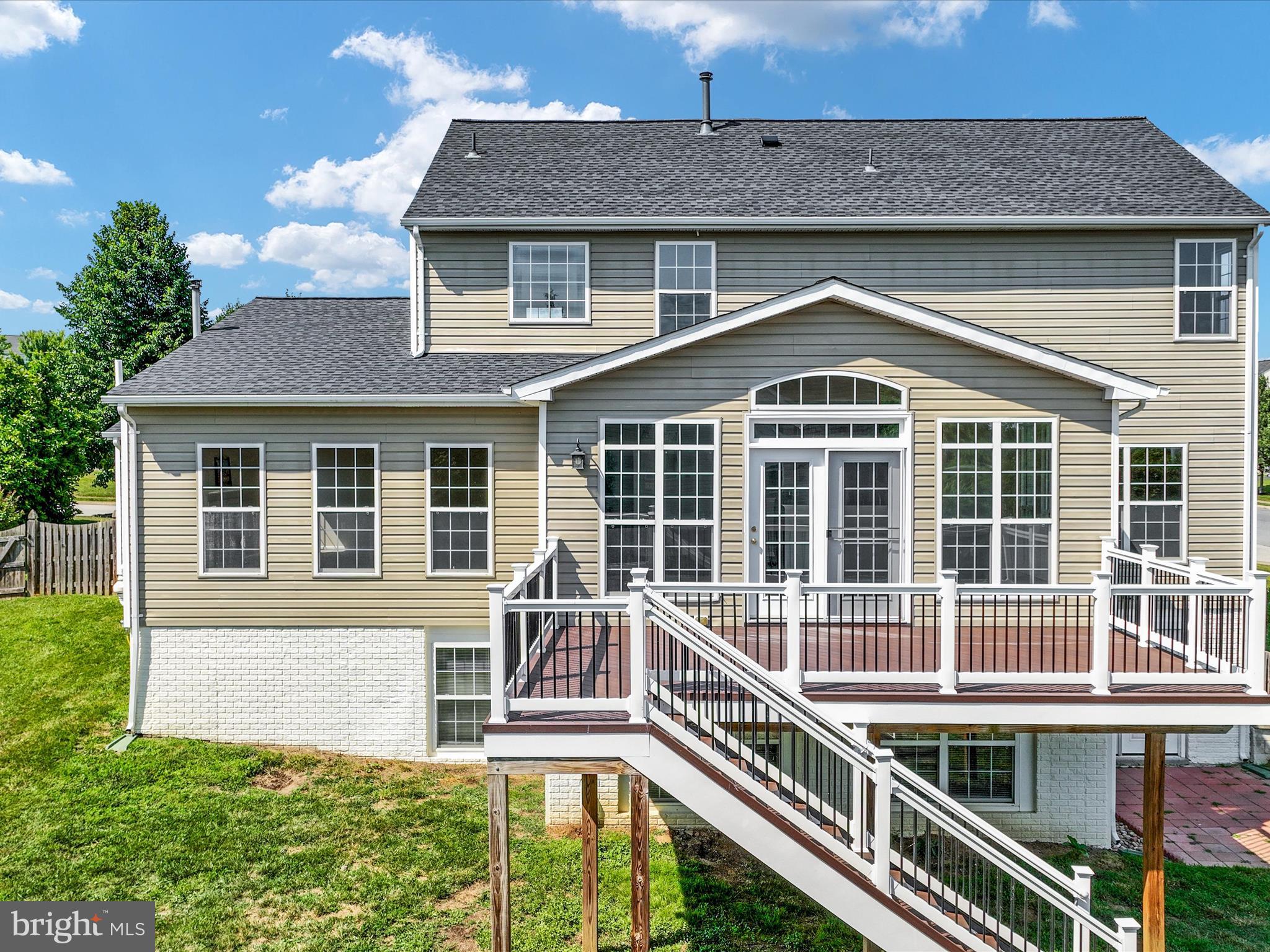 300 Swan Point Ct