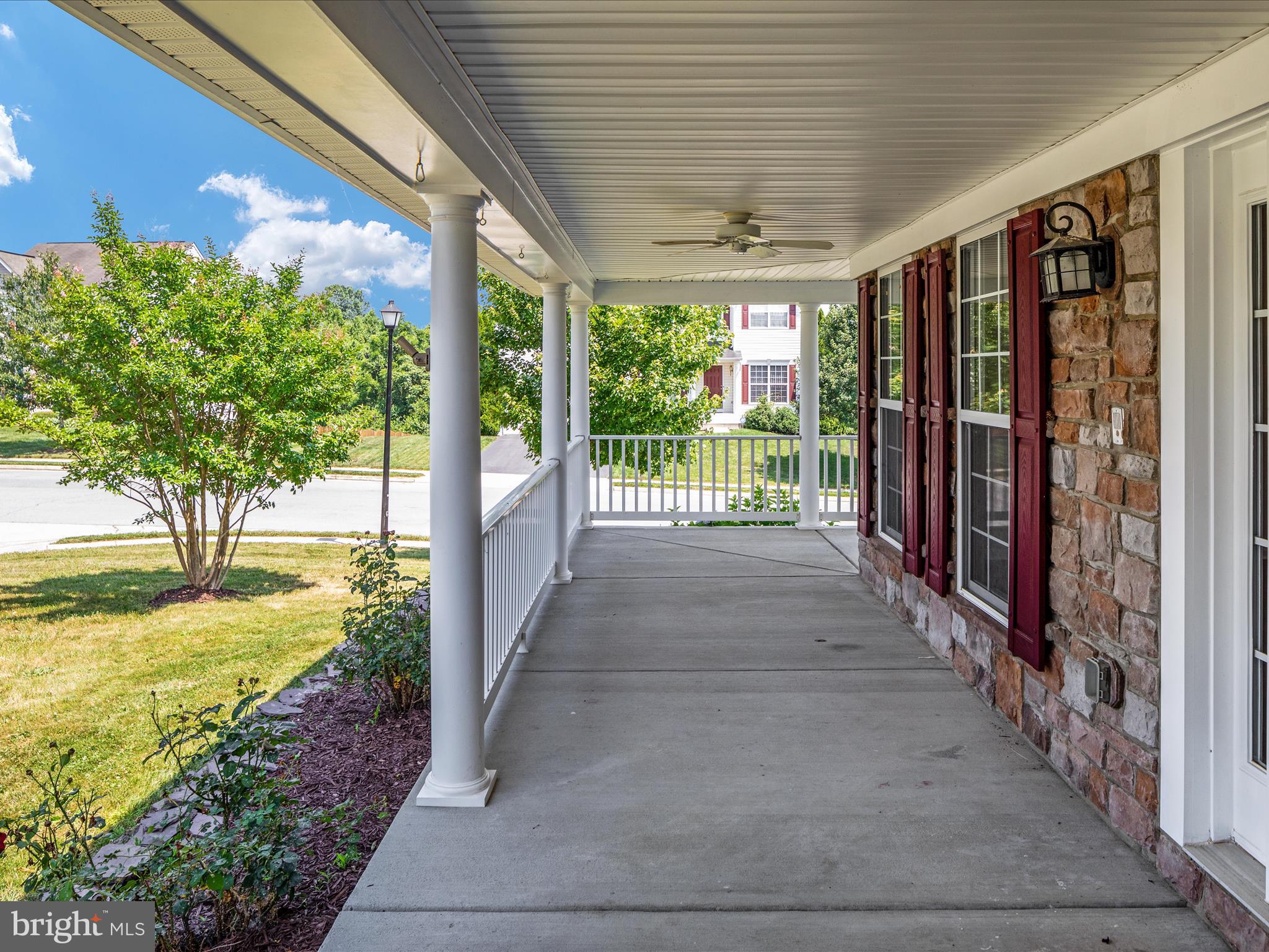 300 Swan Point Ct