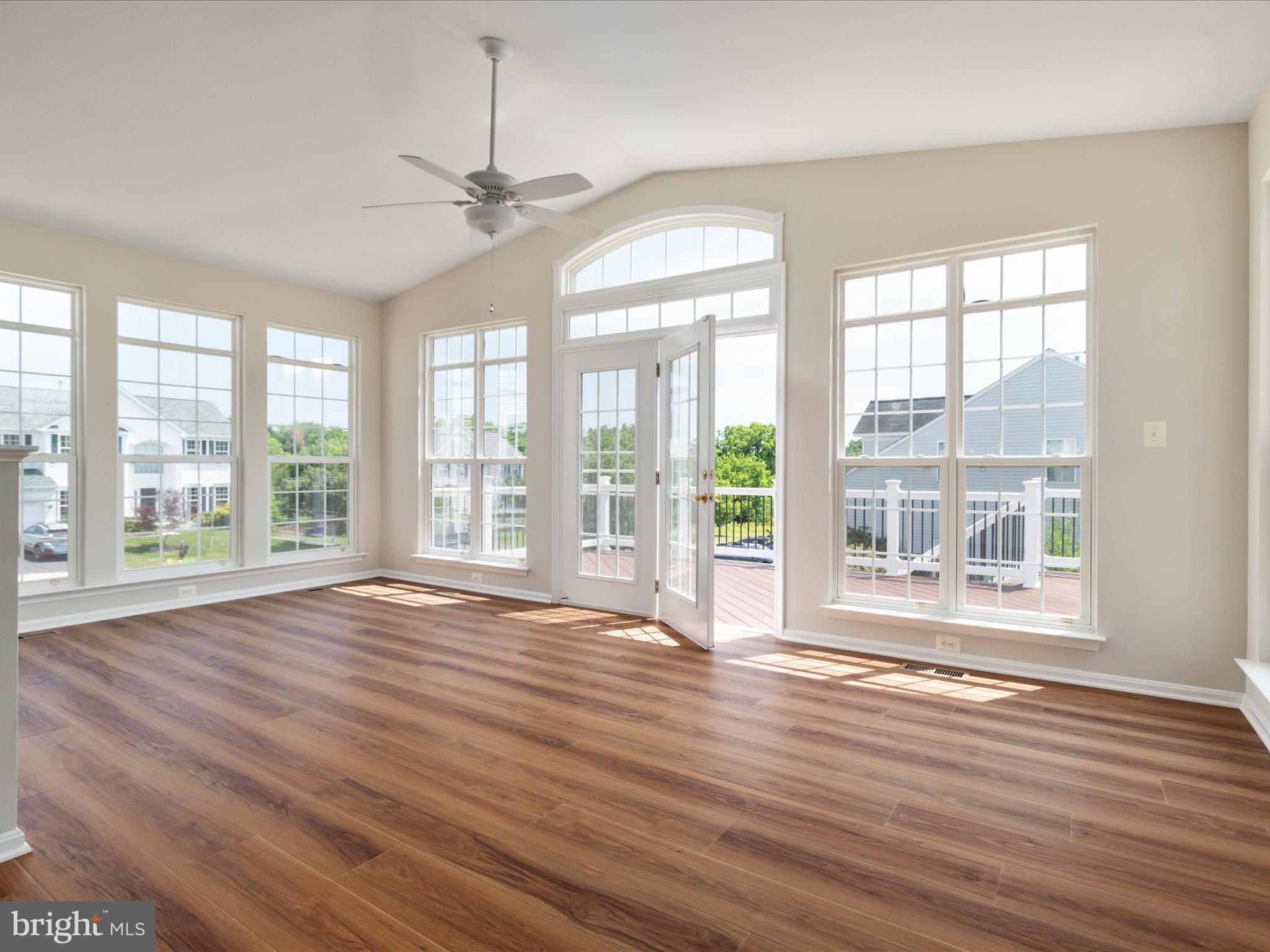 300 Swan Point Ct