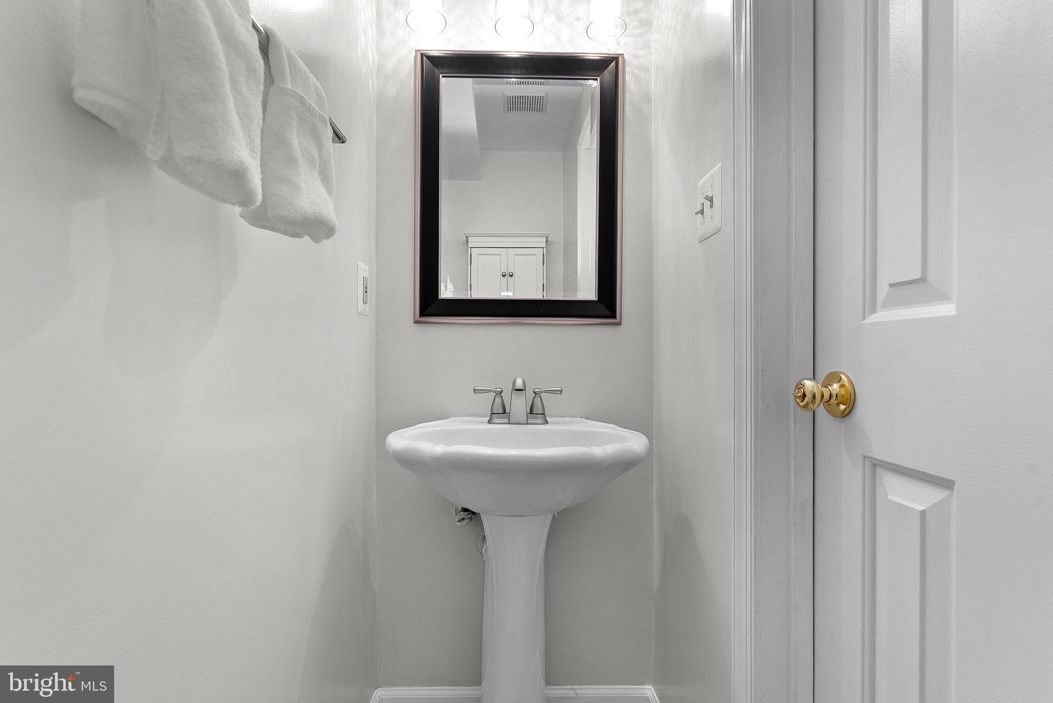 20017 GREAT FALLS FOREST DRIVE