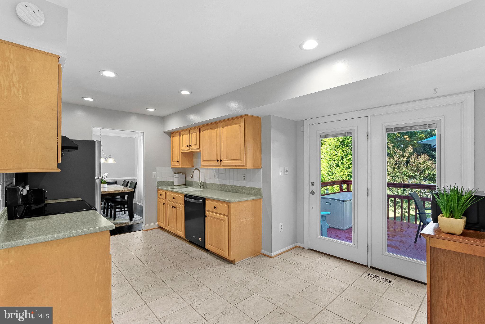 20017 GREAT FALLS FOREST DRIVE