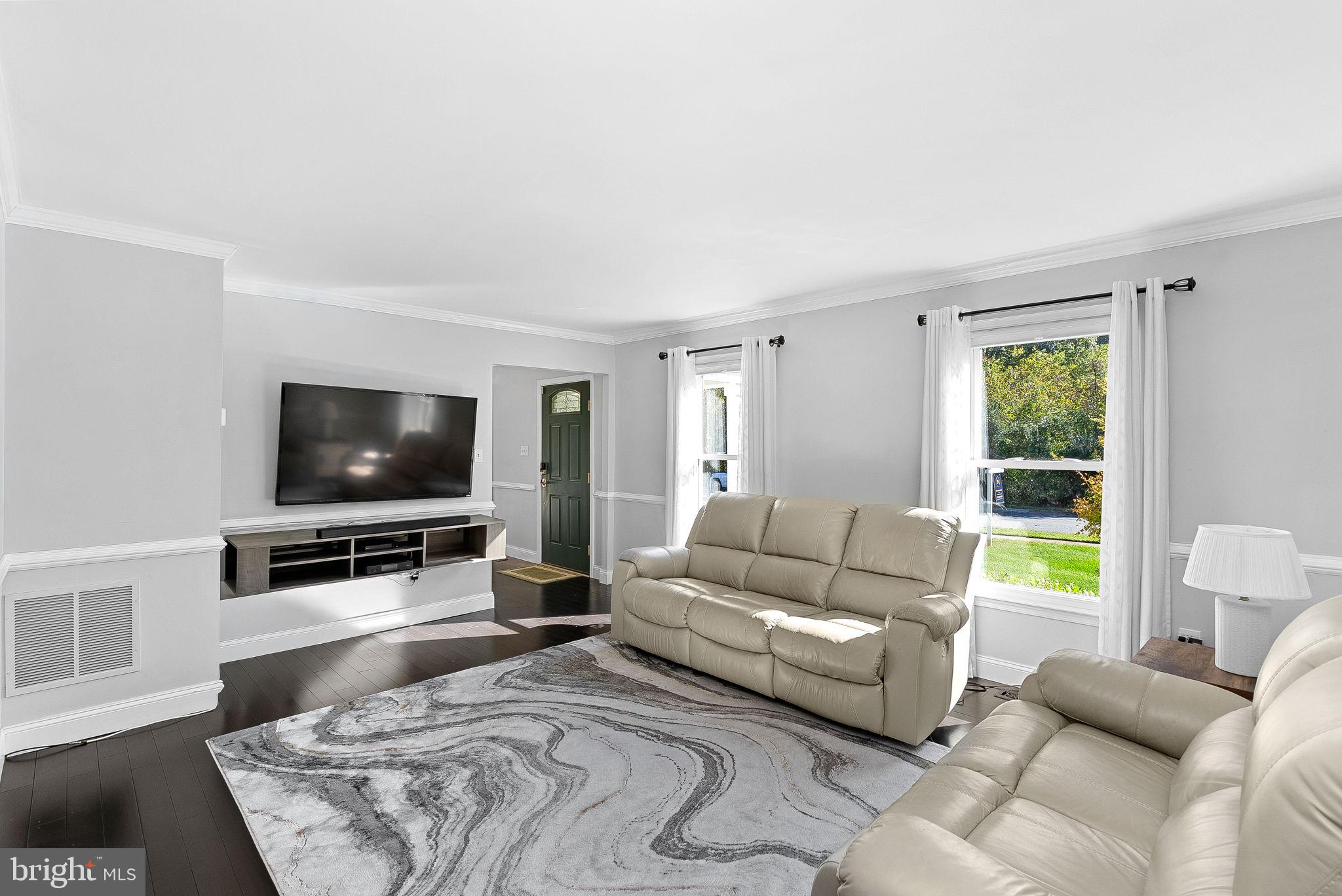 20017 GREAT FALLS FOREST DRIVE