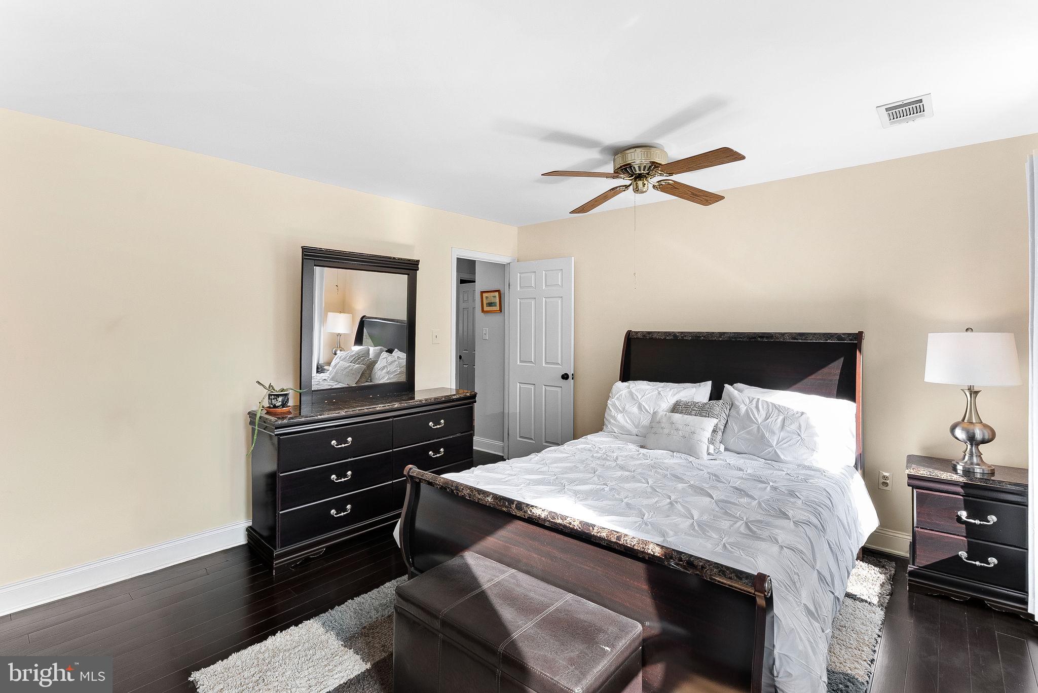 20017 GREAT FALLS FOREST DRIVE