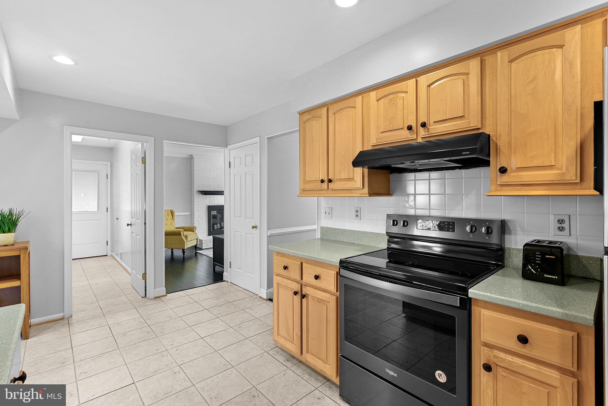 20017 GREAT FALLS FOREST DRIVE