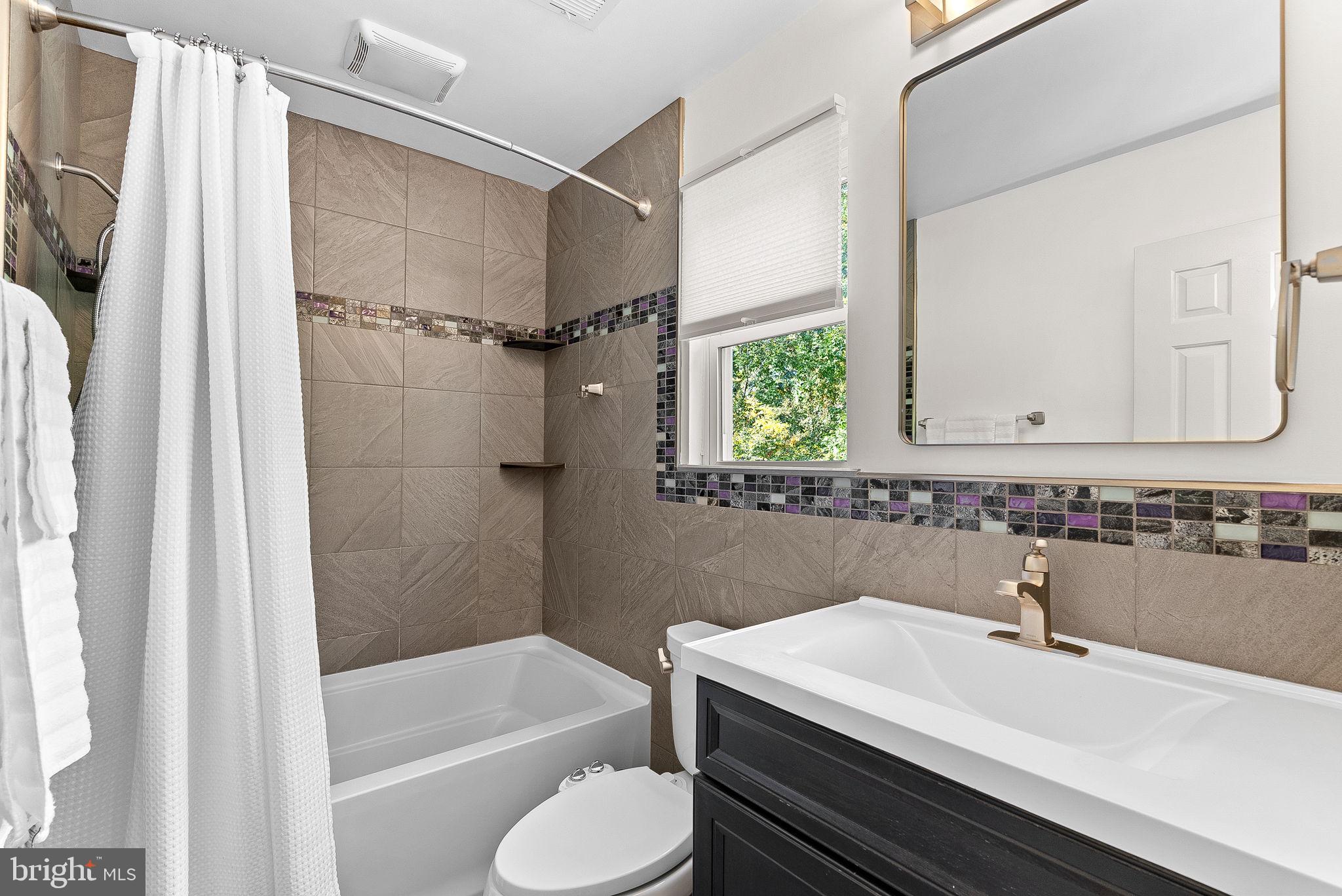 20017 GREAT FALLS FOREST DRIVE