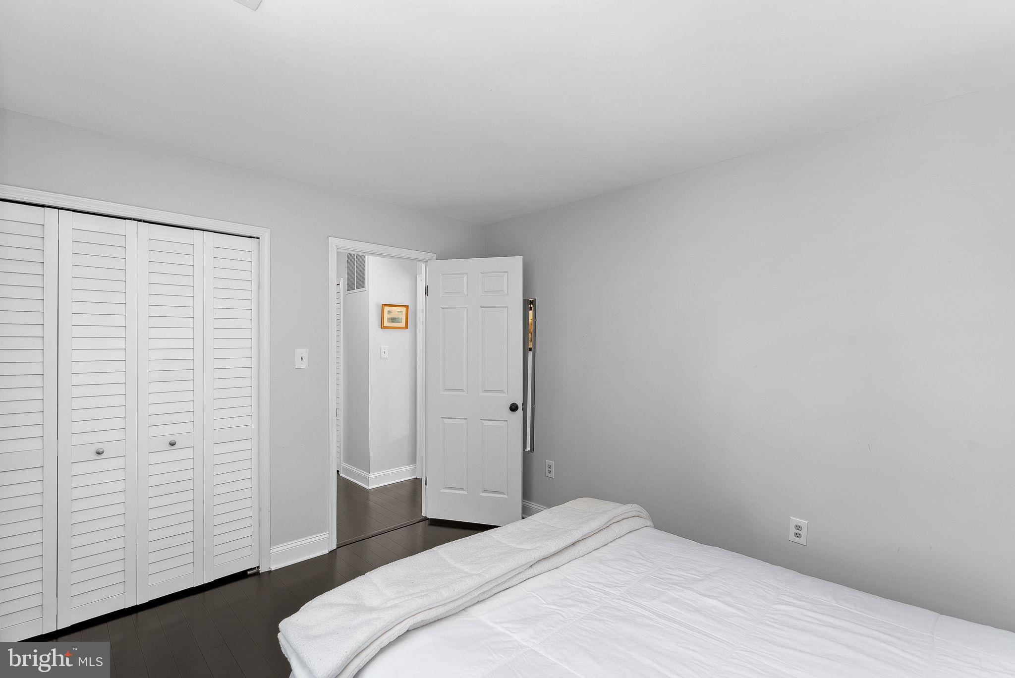 20017 GREAT FALLS FOREST DRIVE