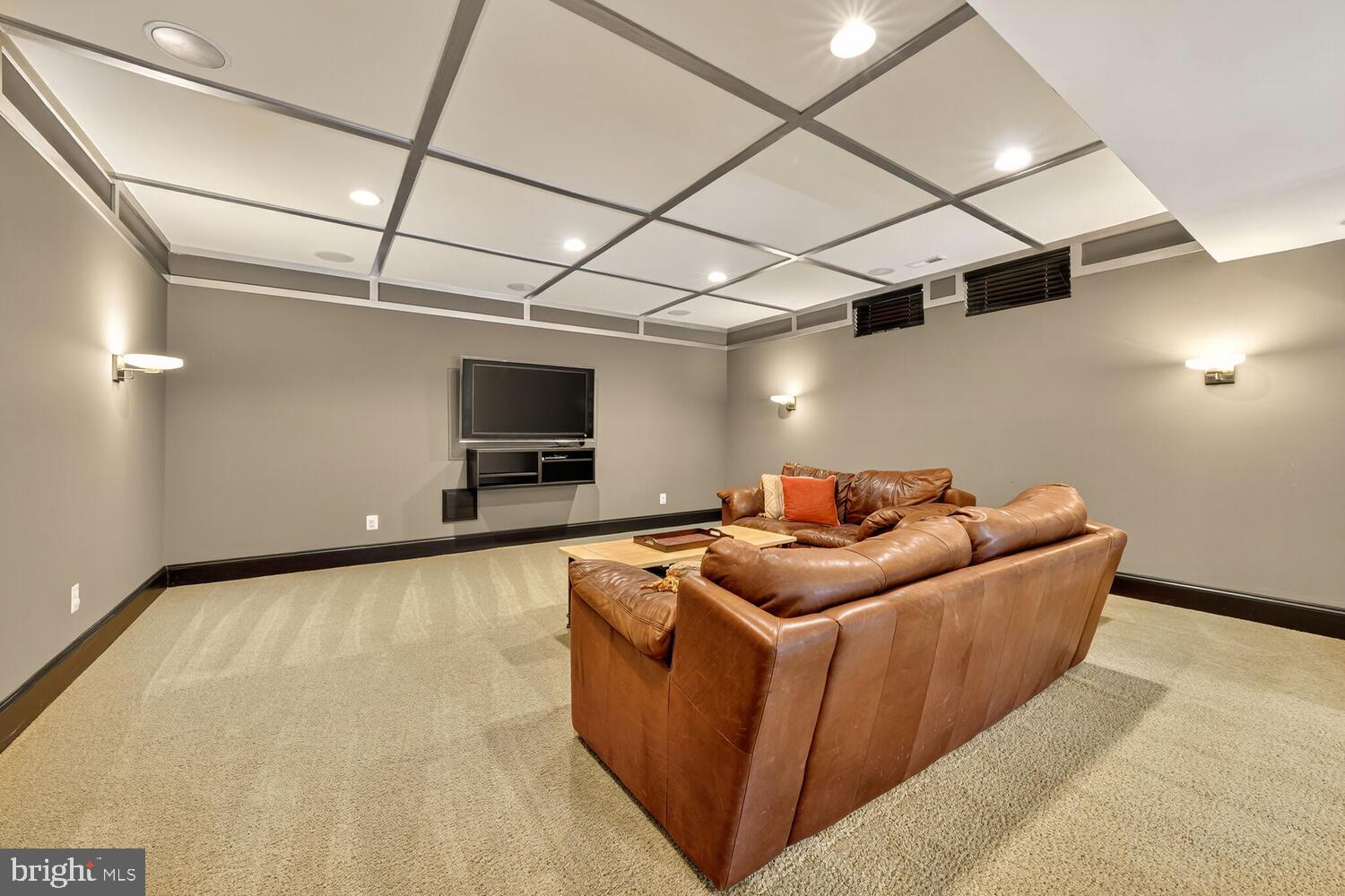 21816 AINSLEY COURT
