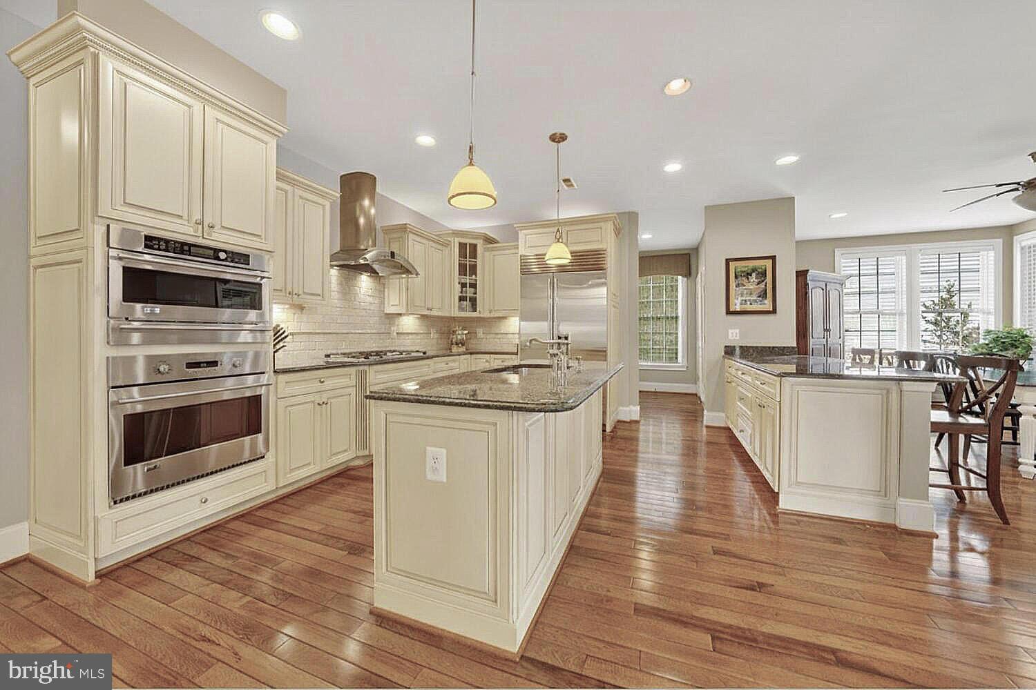 21816 AINSLEY COURT