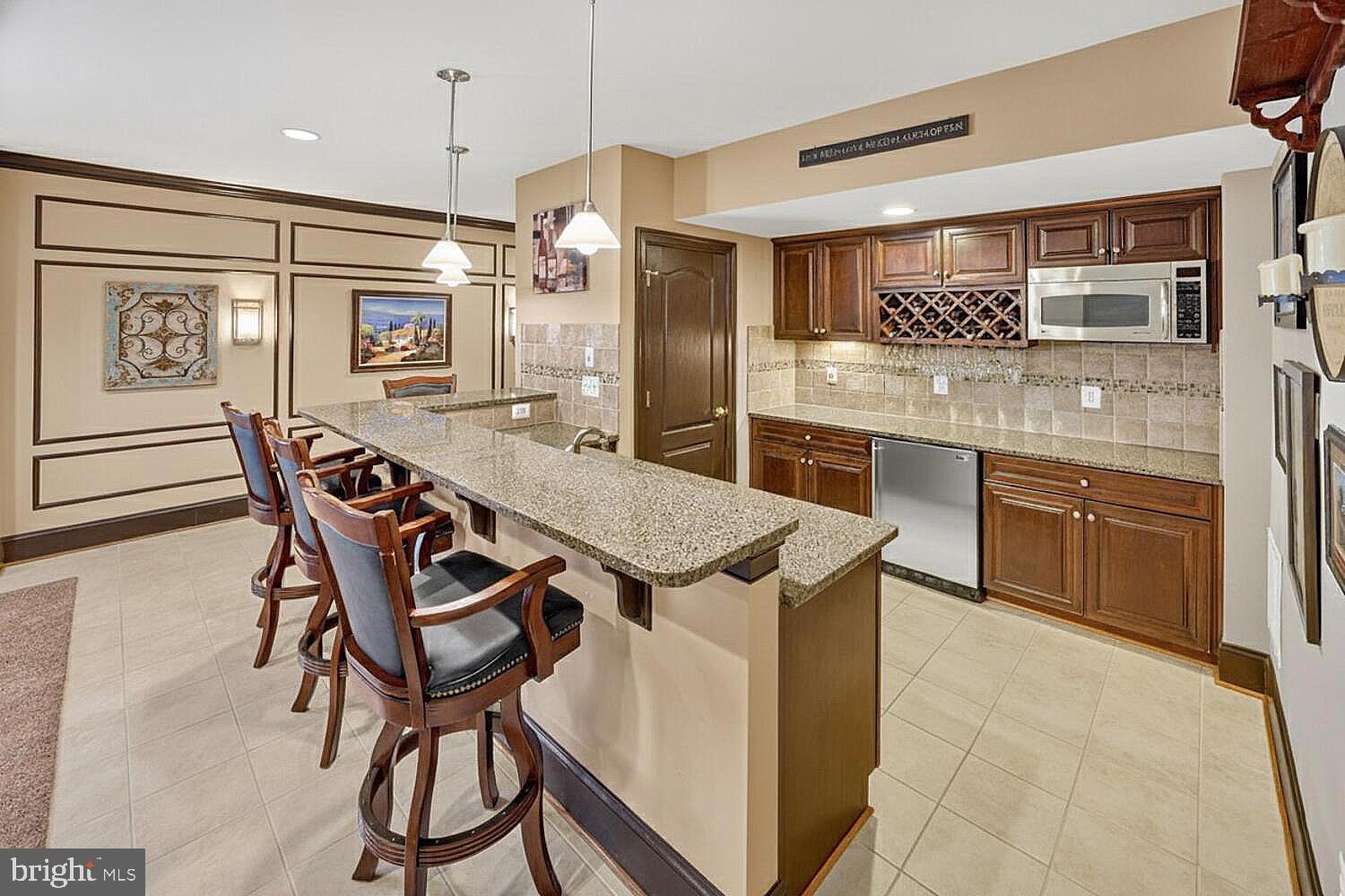 21816 AINSLEY COURT