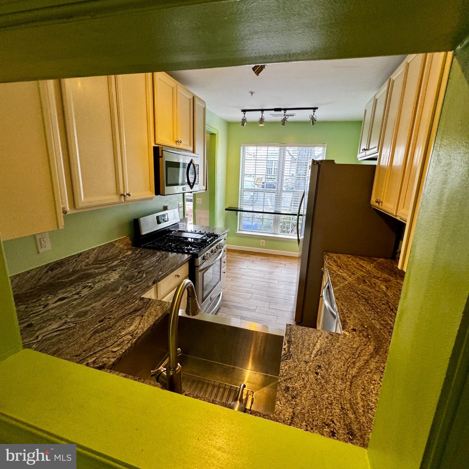 21874 RAILWAY TERRACE 112