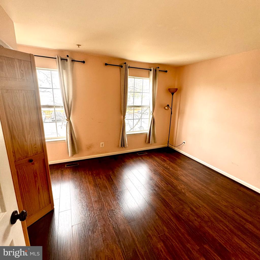 21874 RAILWAY TERRACE 112