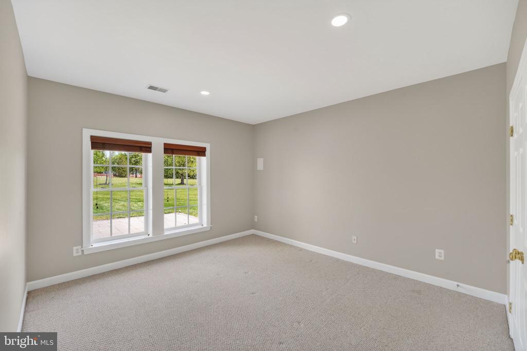 42966 VINO ROSSO COURT
