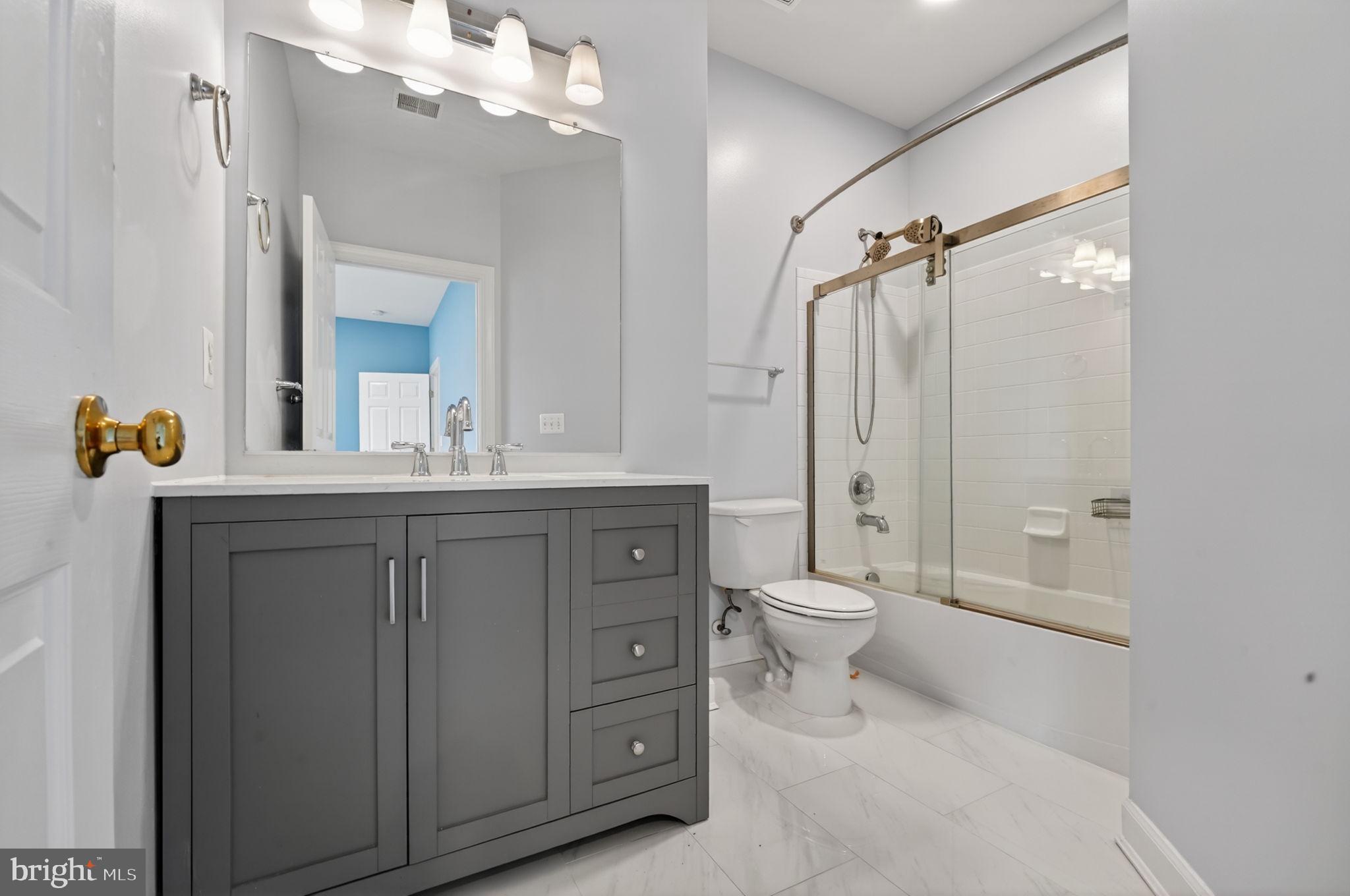 42966 VINO ROSSO COURT