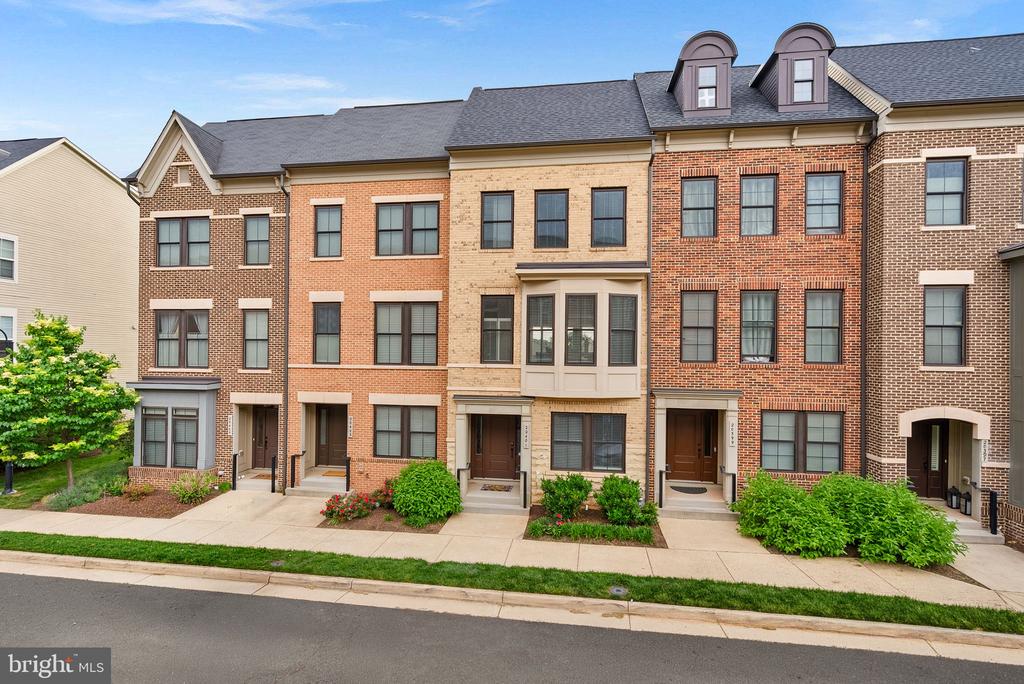 20401 CODMAN DRIVE
