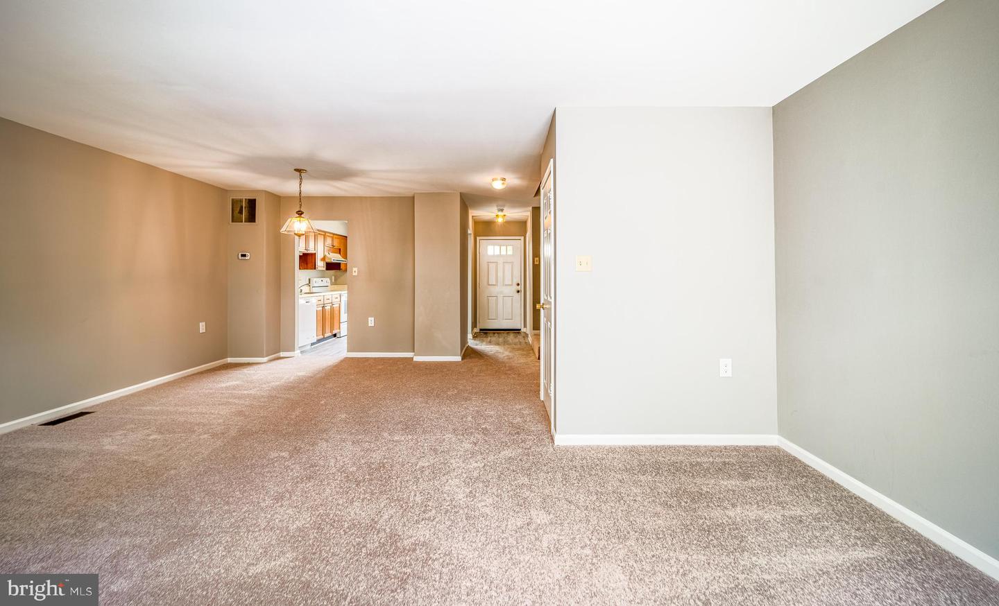 3511 Aviary Way