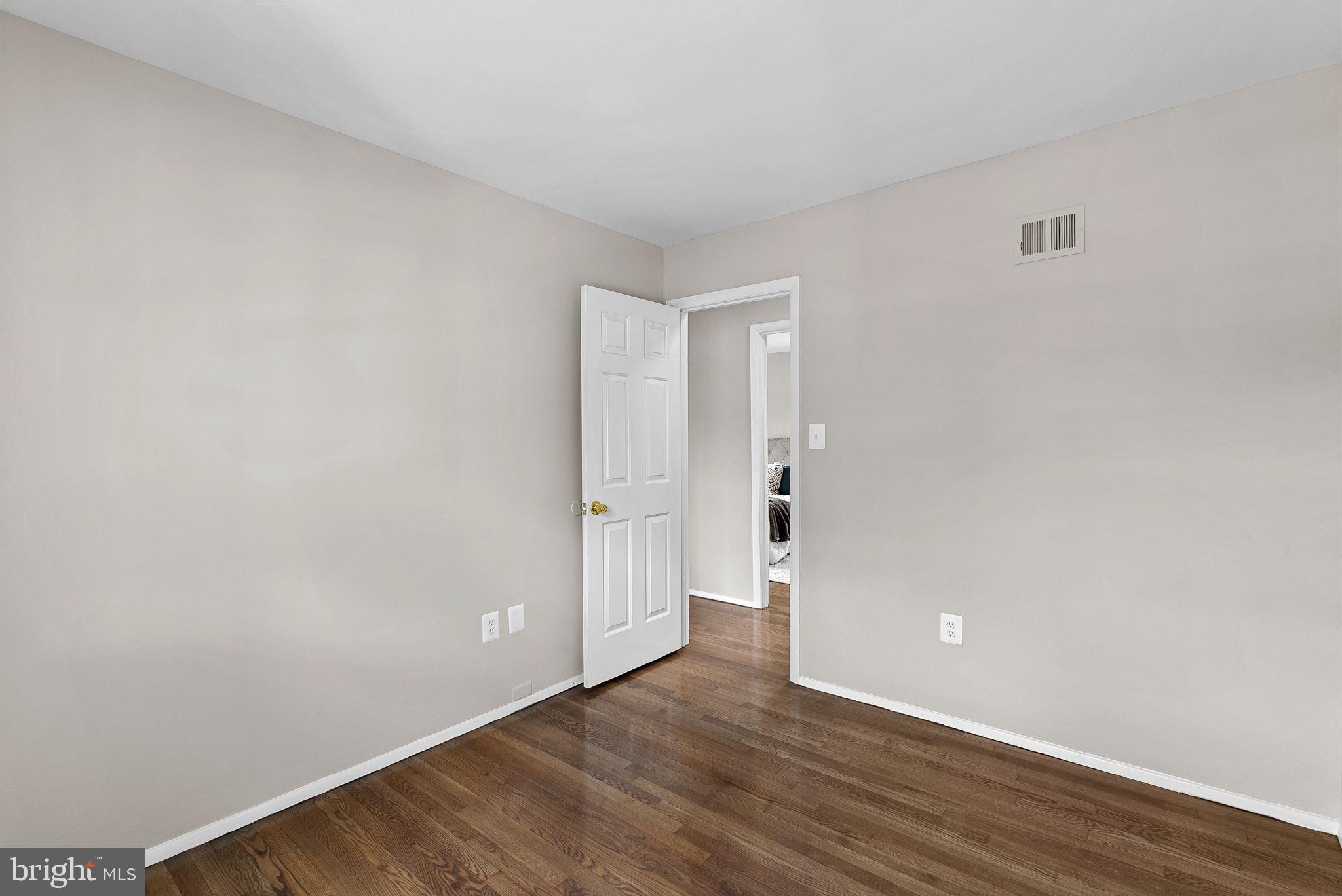 3761 del Mar Dr