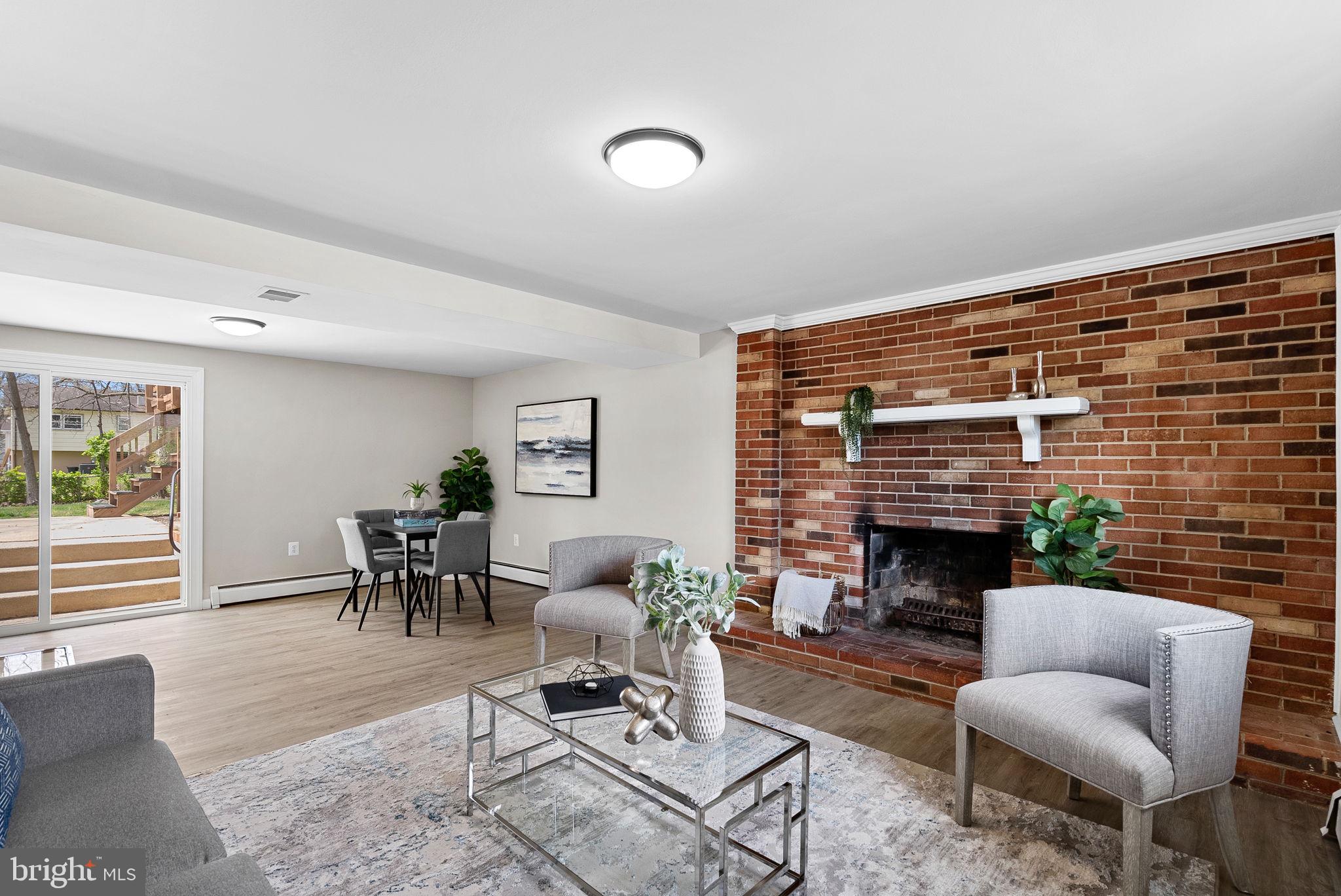 3761 del Mar Dr