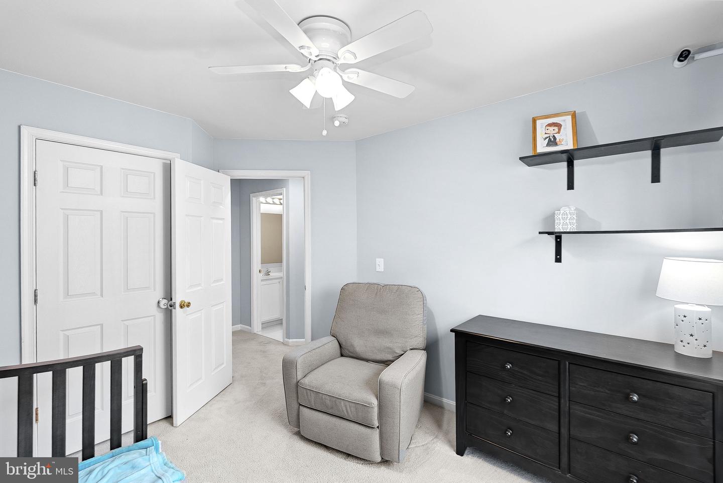15673 Mendoza Ln