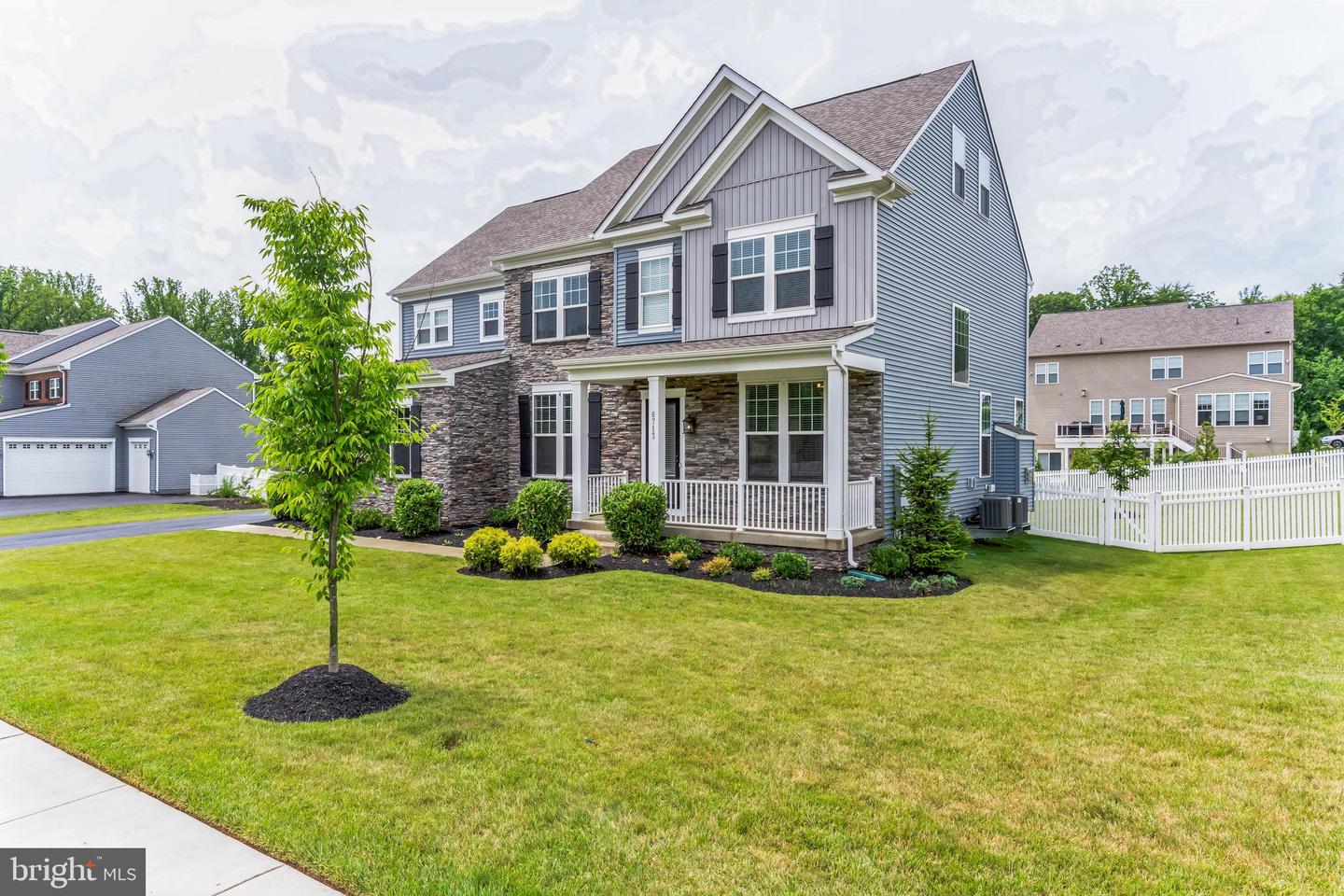 6713 DOGWOOD BLOOM CT