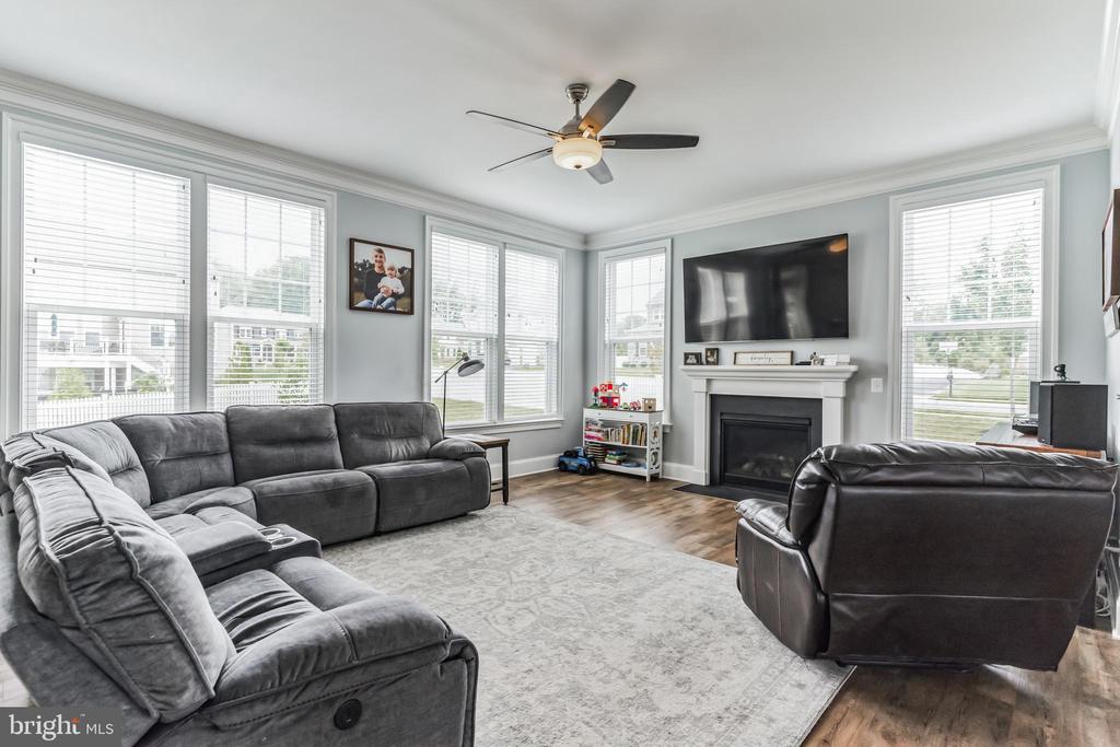 6713 DOGWOOD BLOOM CT