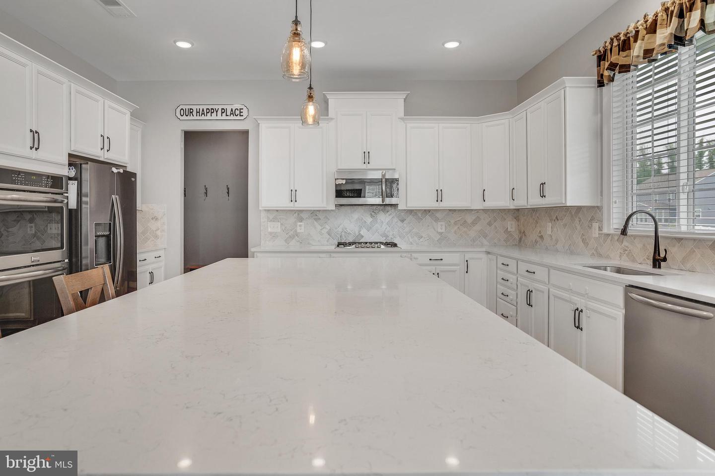 6713 DOGWOOD BLOOM CT