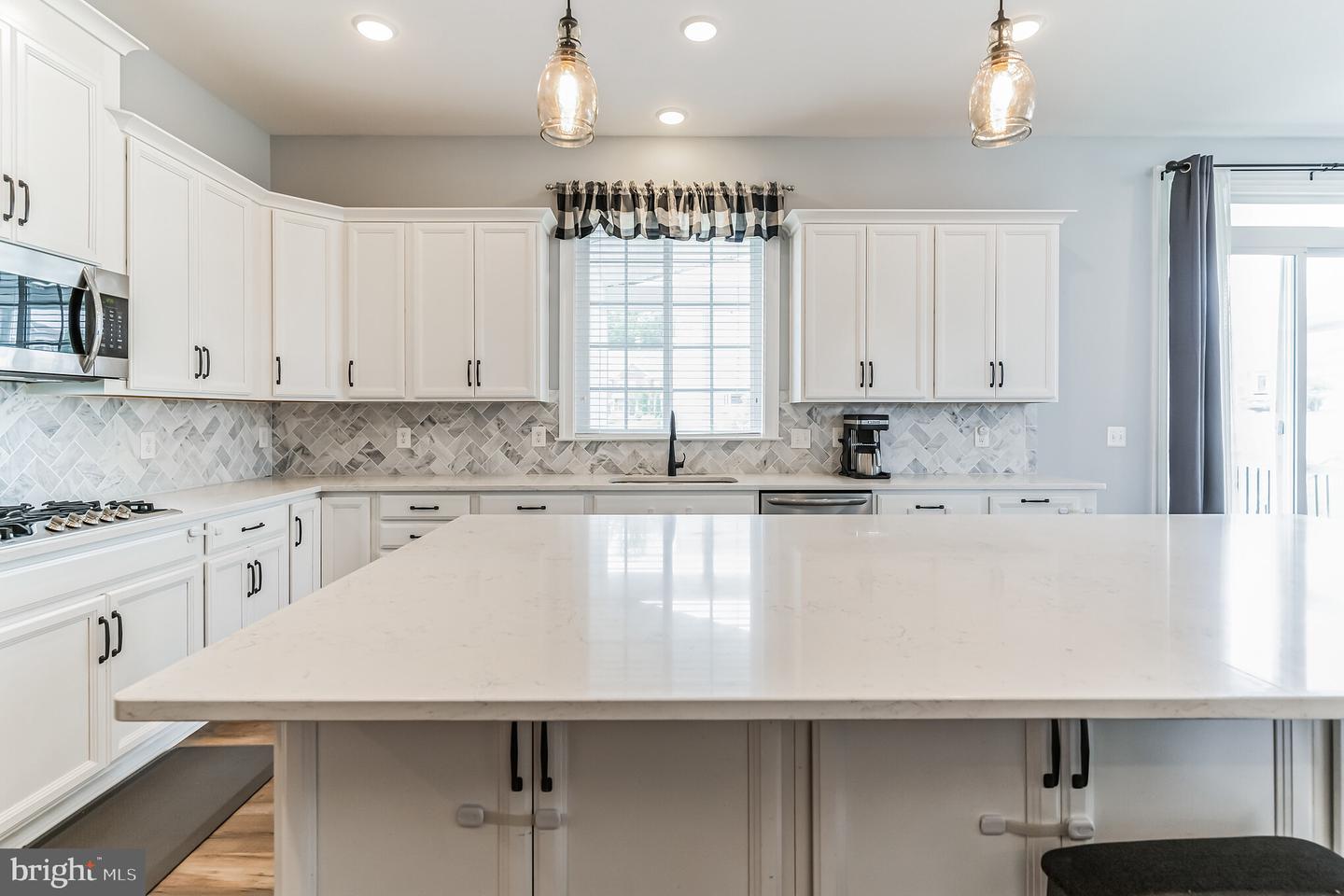 6713 DOGWOOD BLOOM CT
