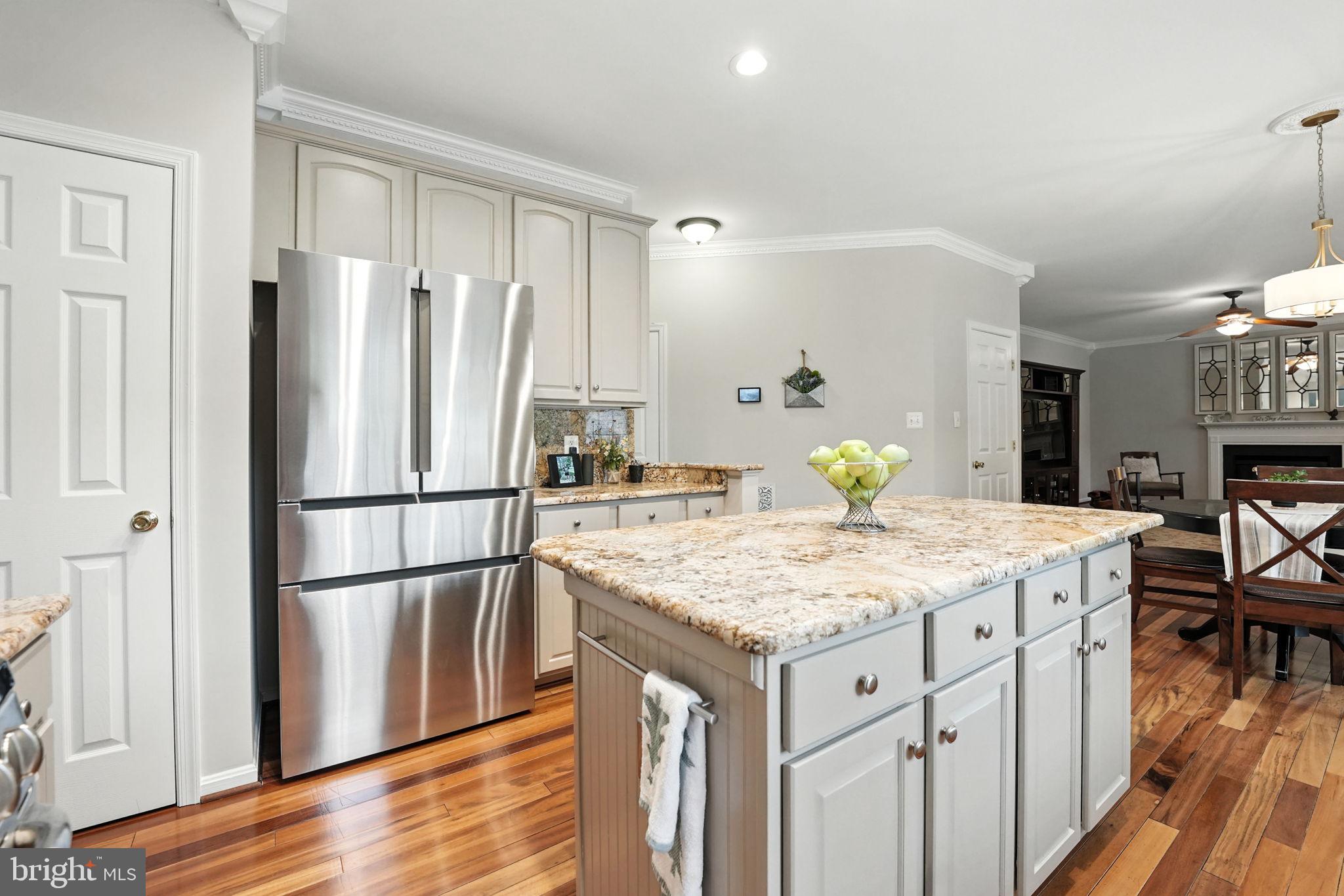6359 COLONIAL VILLAGE LOOP