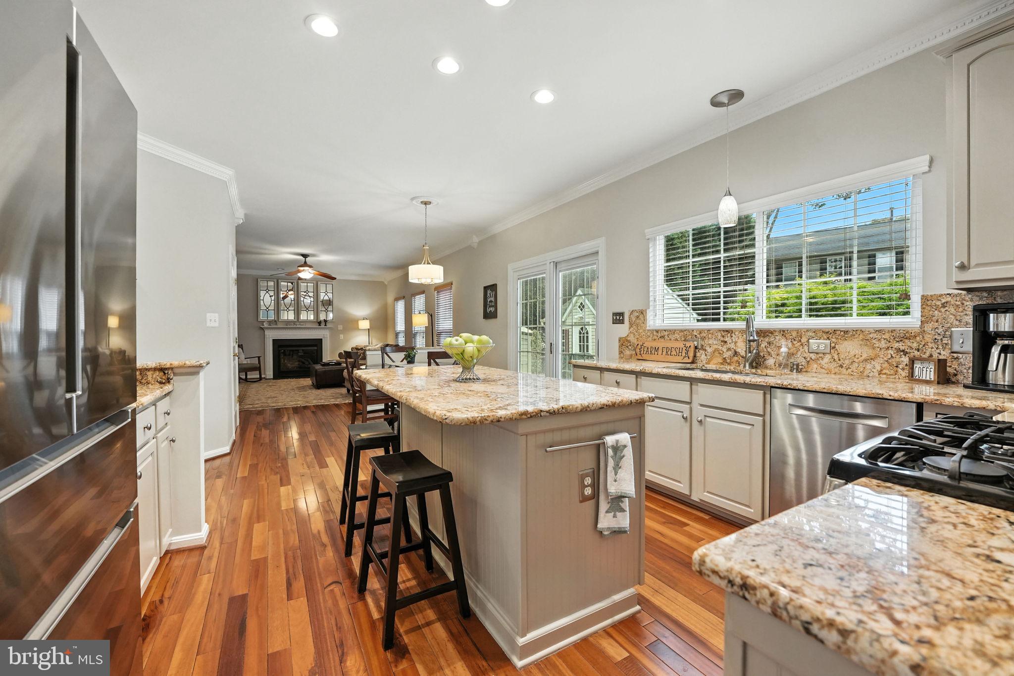 6359 COLONIAL VILLAGE LOOP