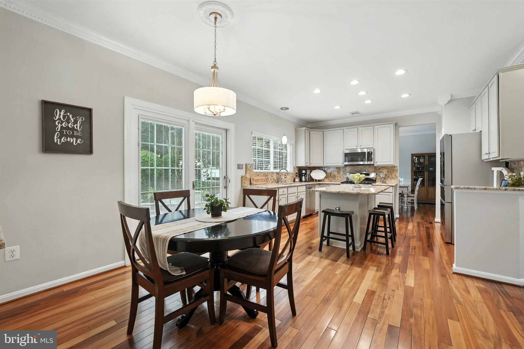 6359 COLONIAL VILLAGE LOOP