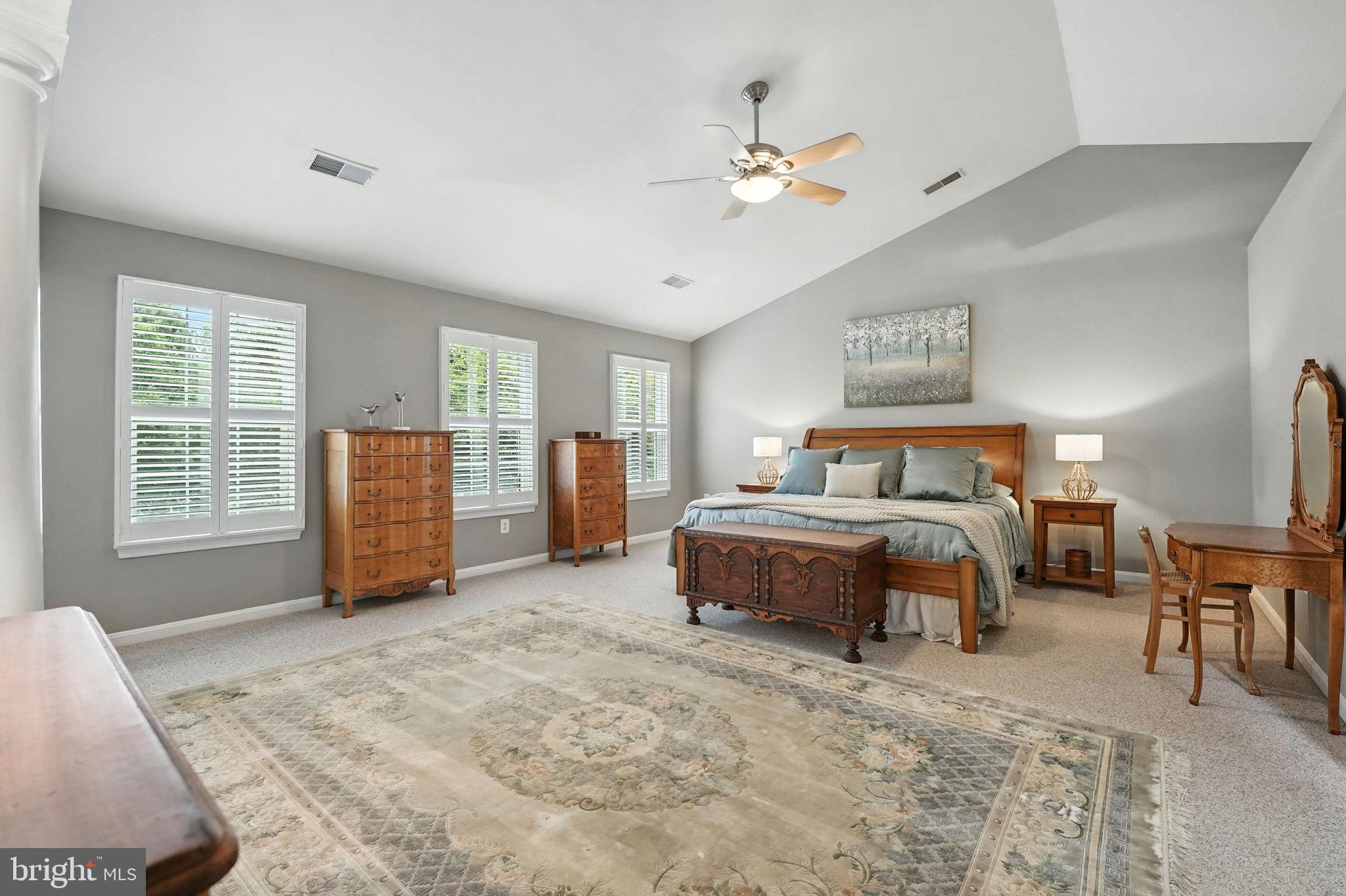 6359 COLONIAL VILLAGE LOOP
