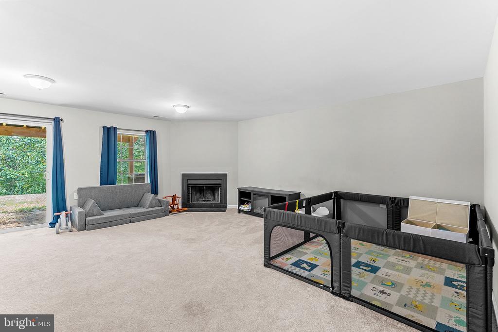 3511 AVIARY WAY
