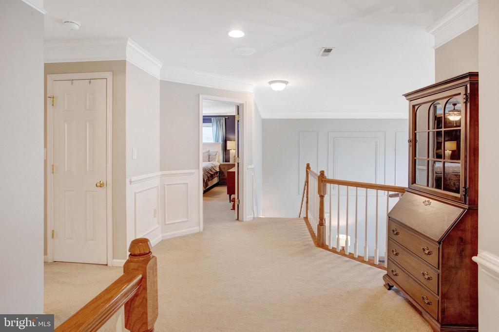 15 Saint Charles Ct