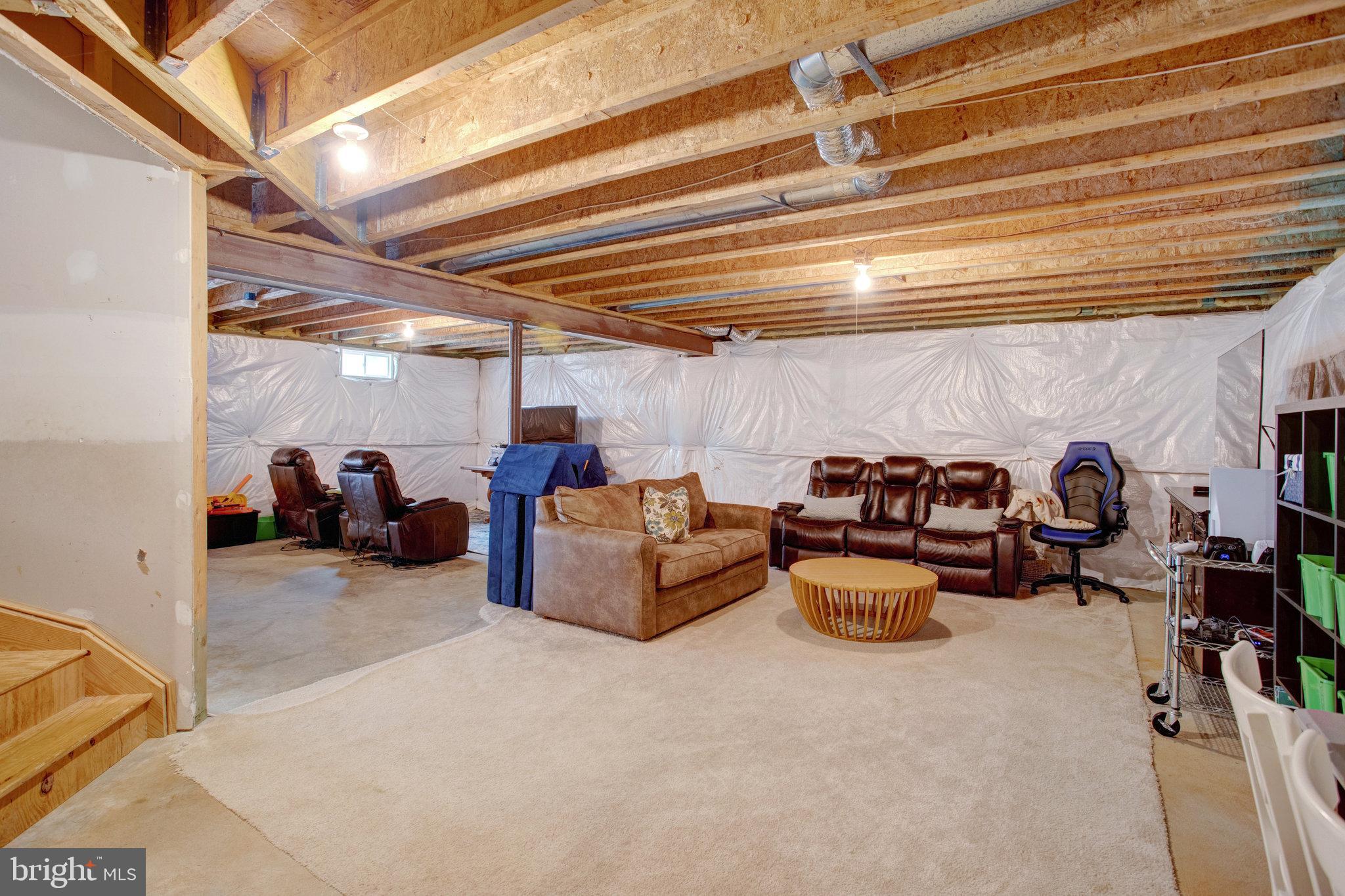 15 Saint Charles Ct