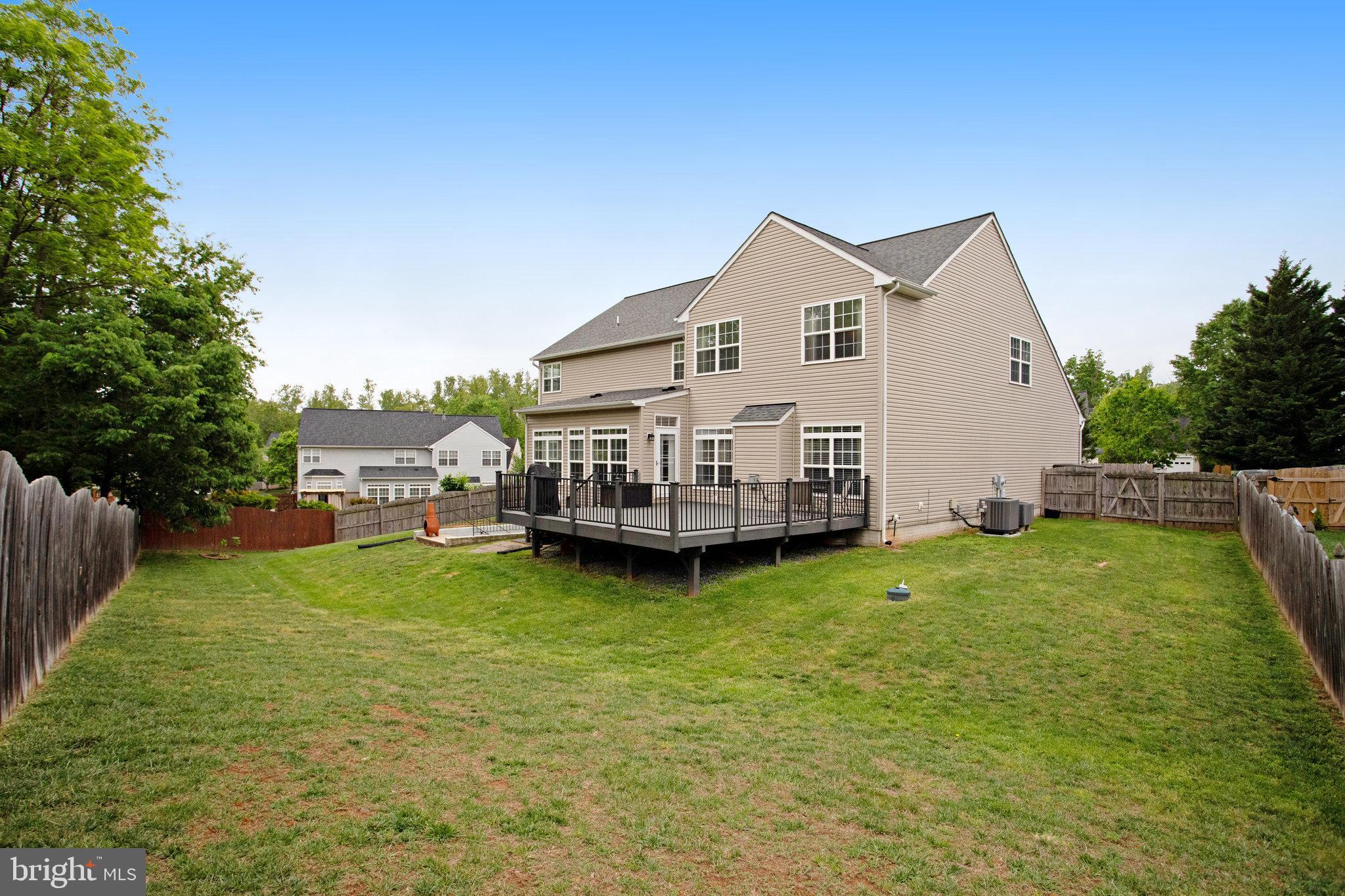 15 Saint Charles Ct