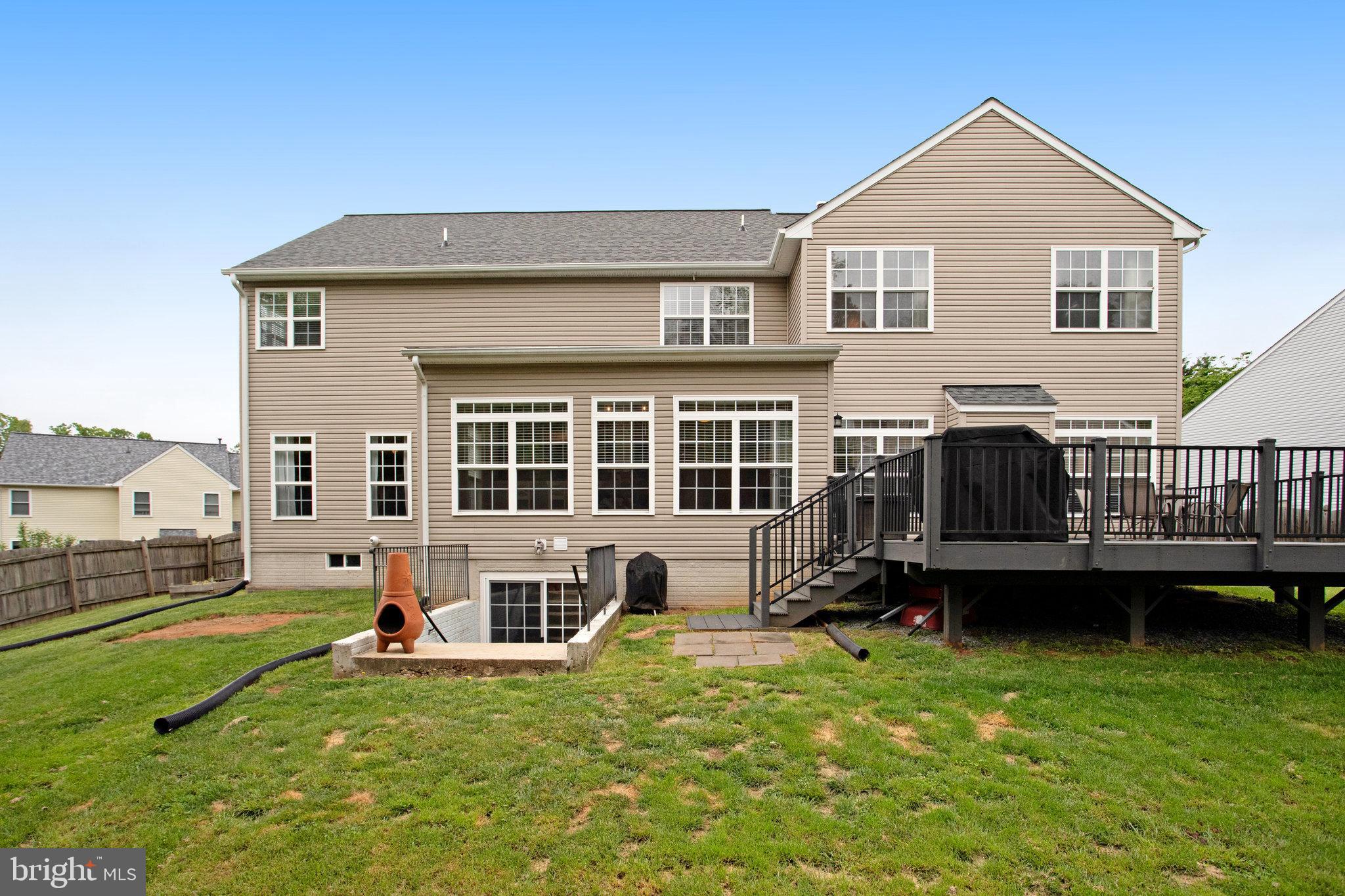 15 Saint Charles Ct