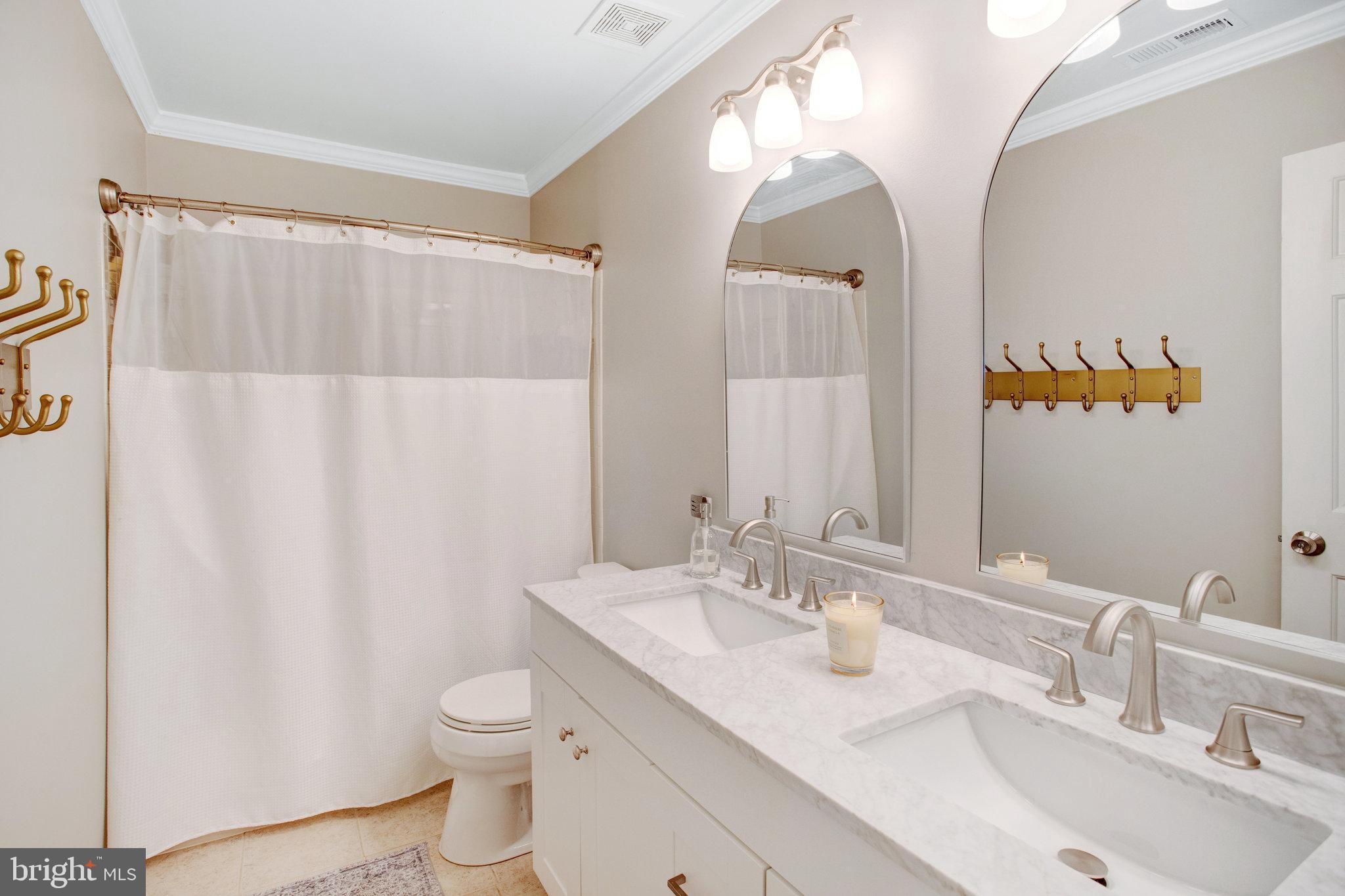 15 Saint Charles Ct