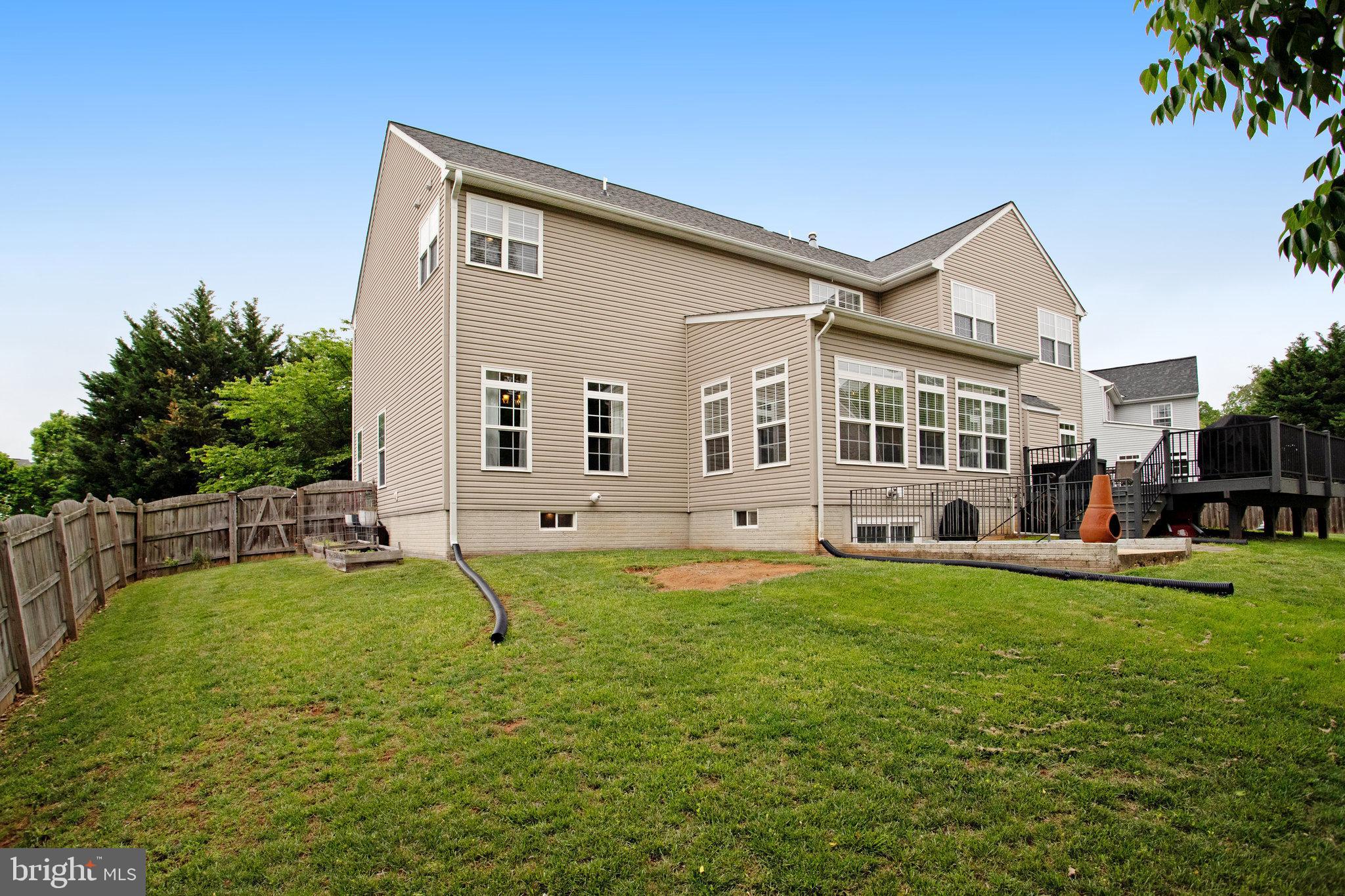 15 Saint Charles Ct