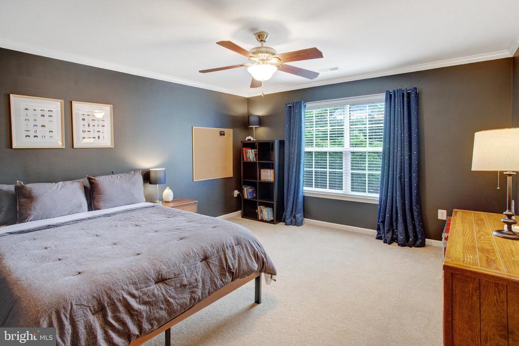 15 Saint Charles Ct