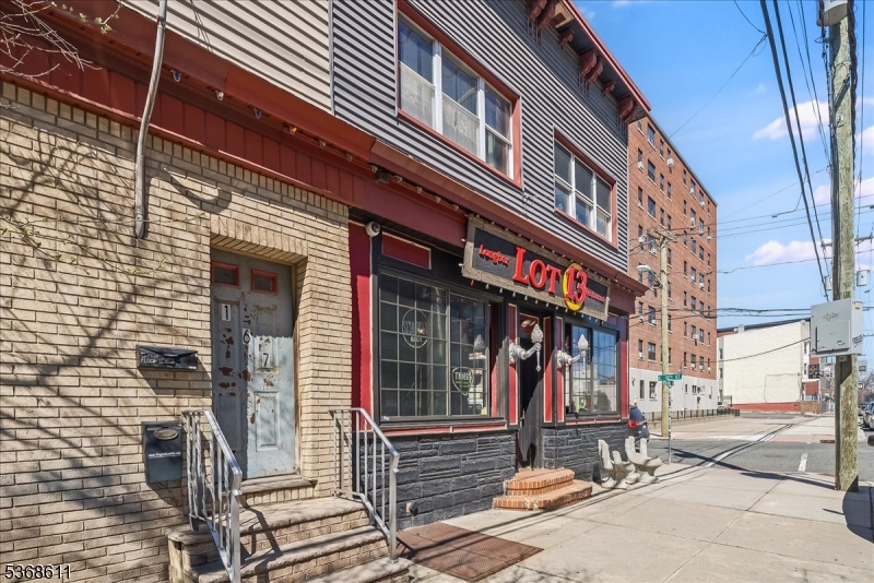 167-169 Avenue