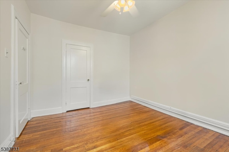 2 Altamont Ct 25